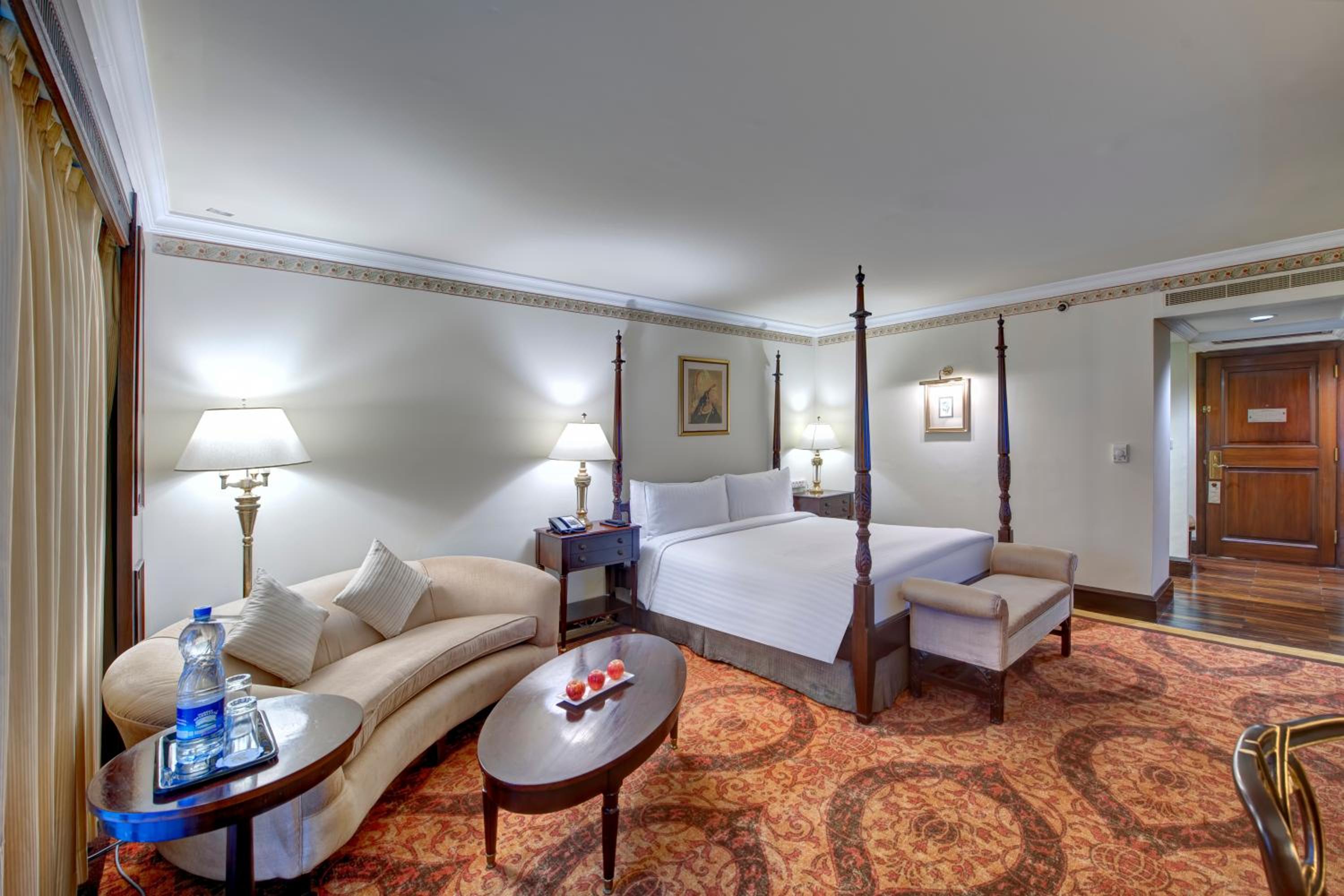 Standard Queen Room photo 3