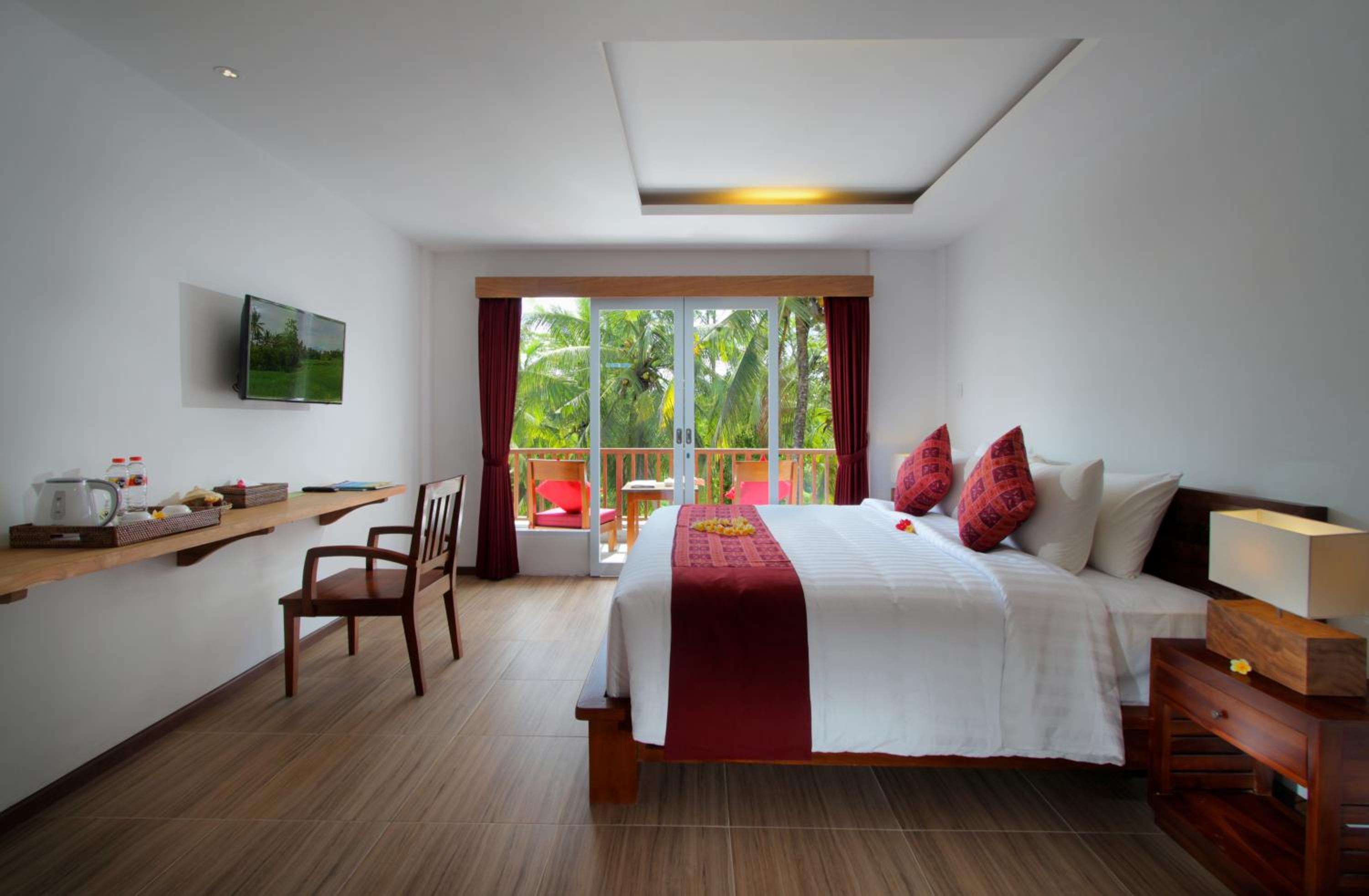 Standard Suite - Photo 14