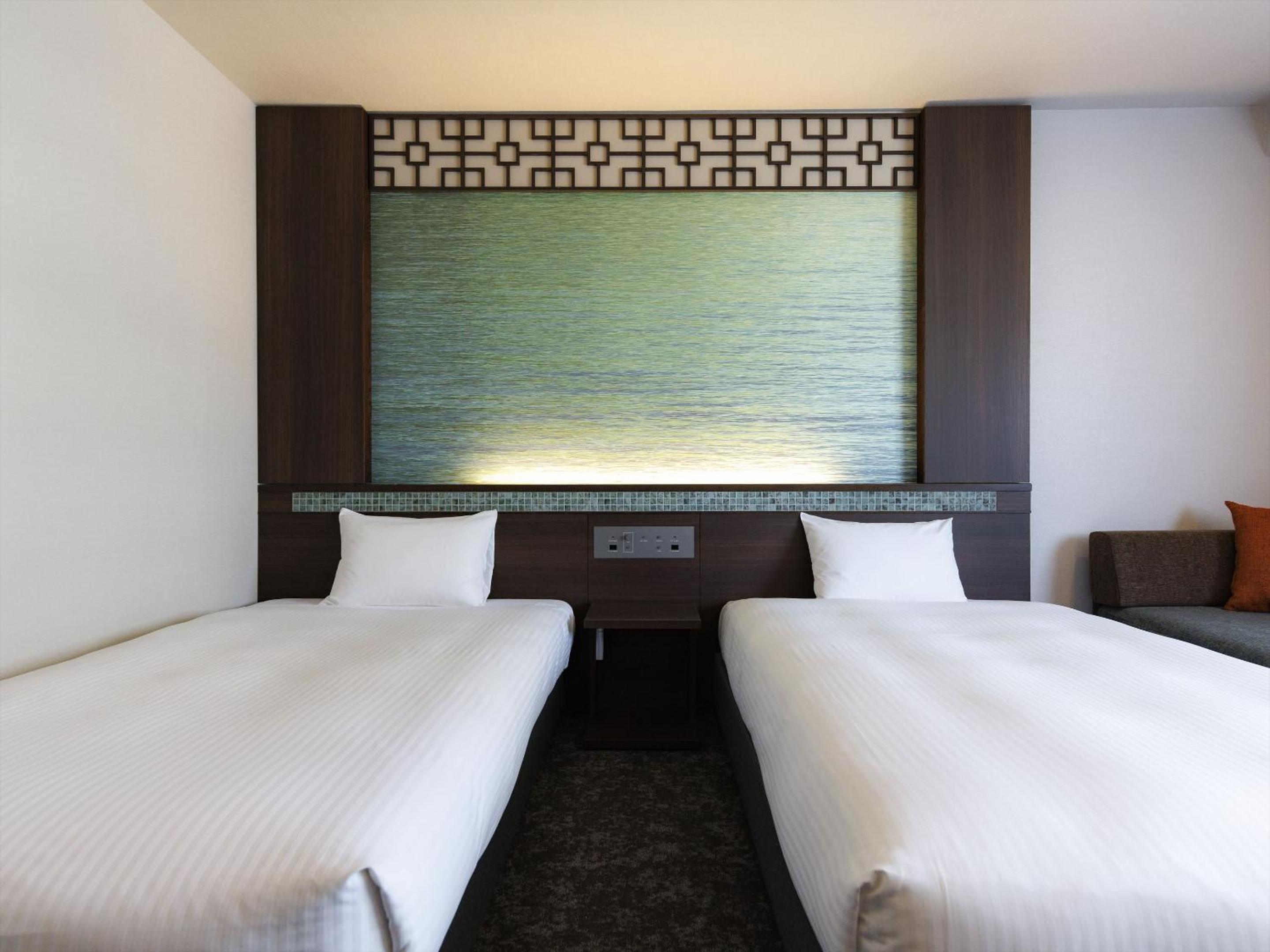 Superior Twin Room 2 Adult - Non-Smoking