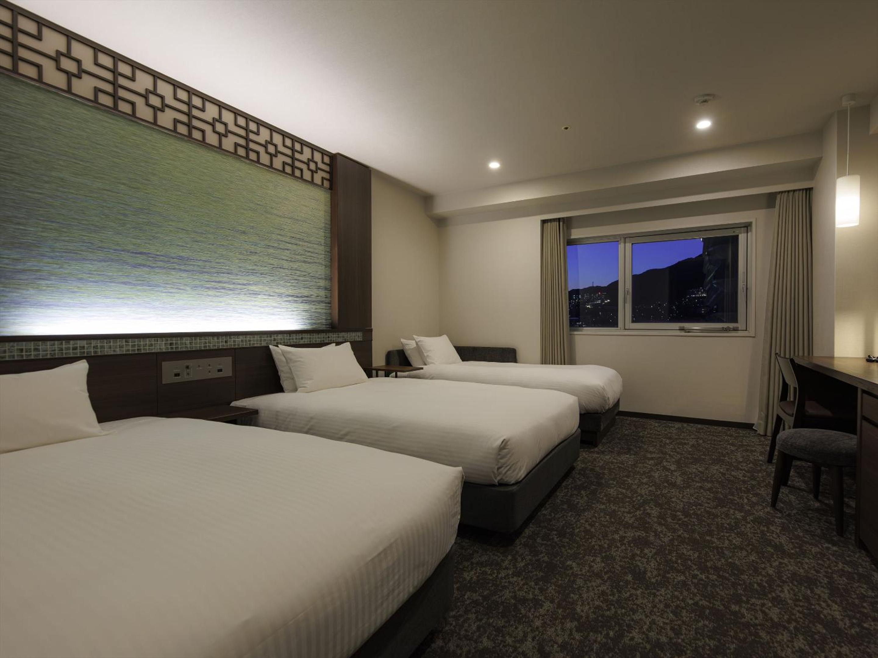 Superior Twin Room 3 Adult - Non-Smoking