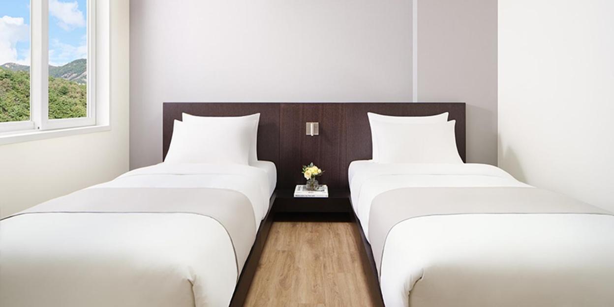 Deluxe Twin Room photo 2