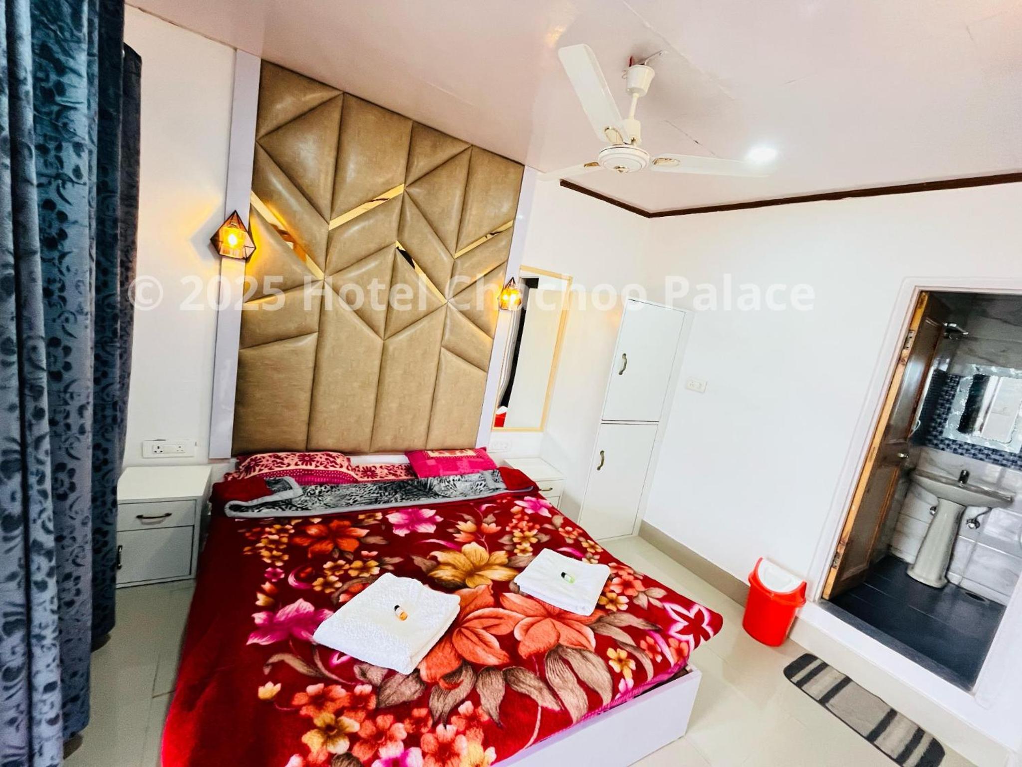 Deluxe Double Room photo 2