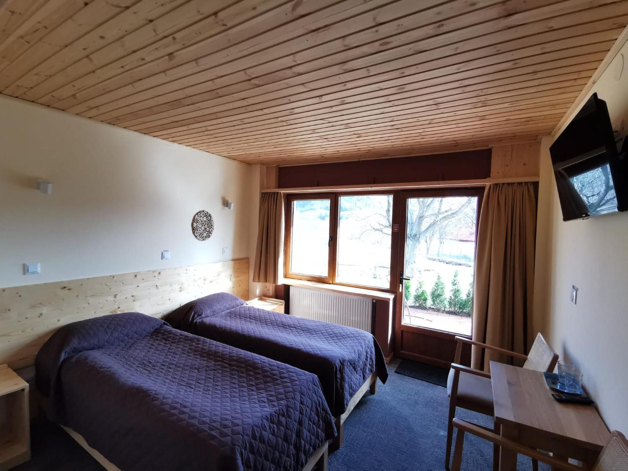 Double or Twin Room with Balcony photo 2