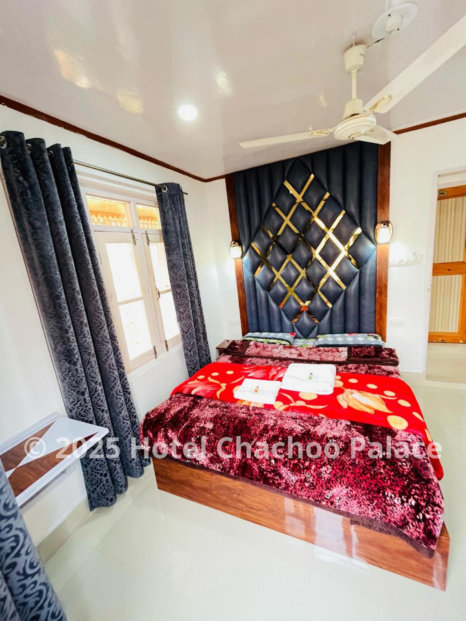 Deluxe Double Room photo 3