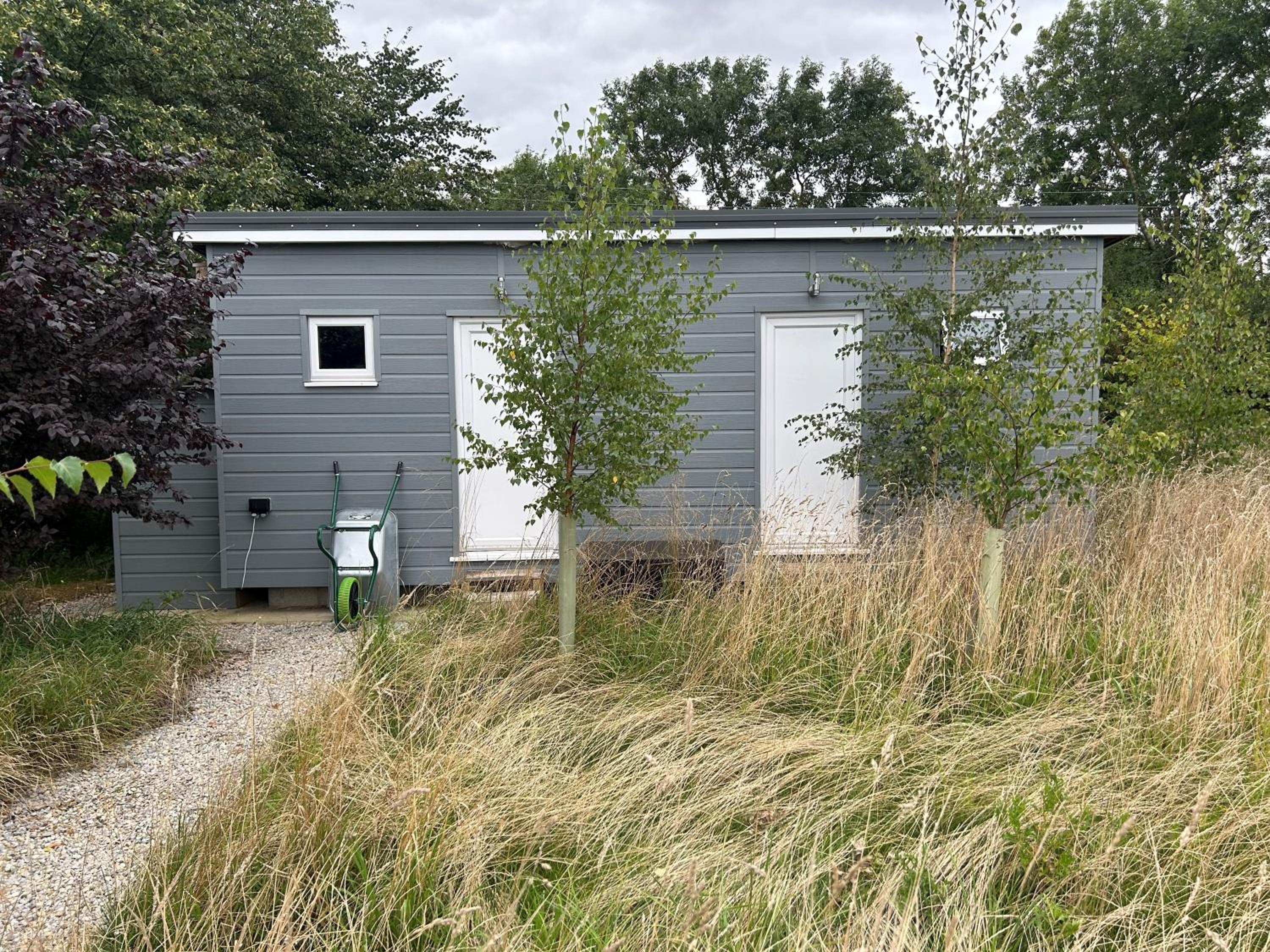 Mobile Home photo 2