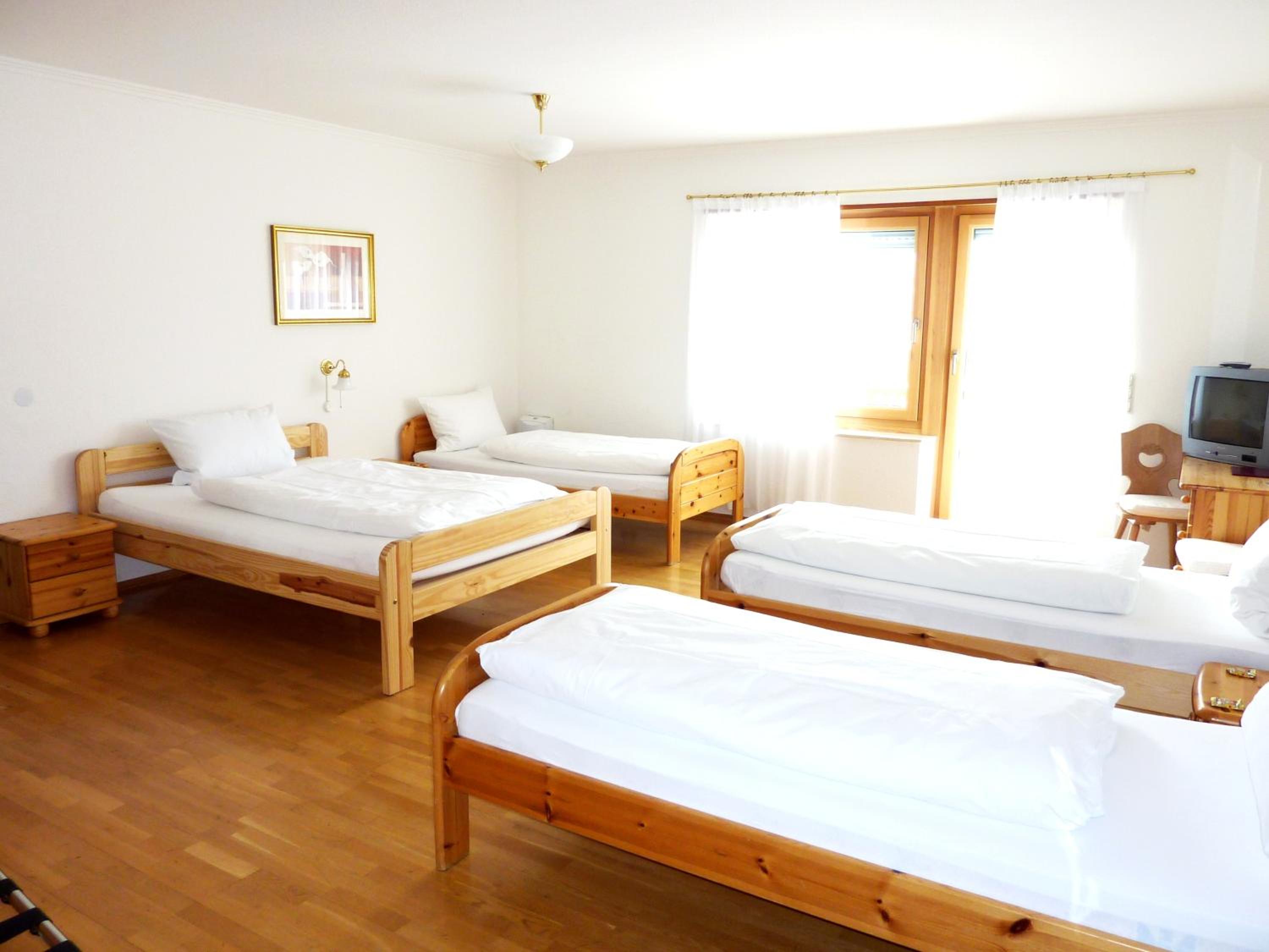 Quadruple Room - Photo 1