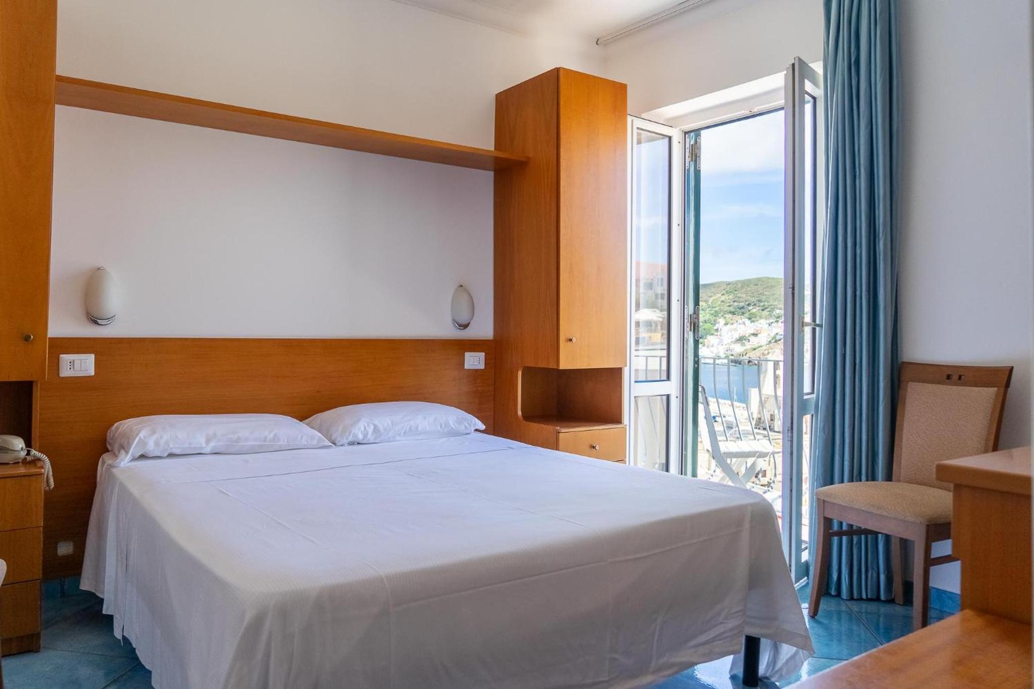 Double or Twin Room with Harbor View