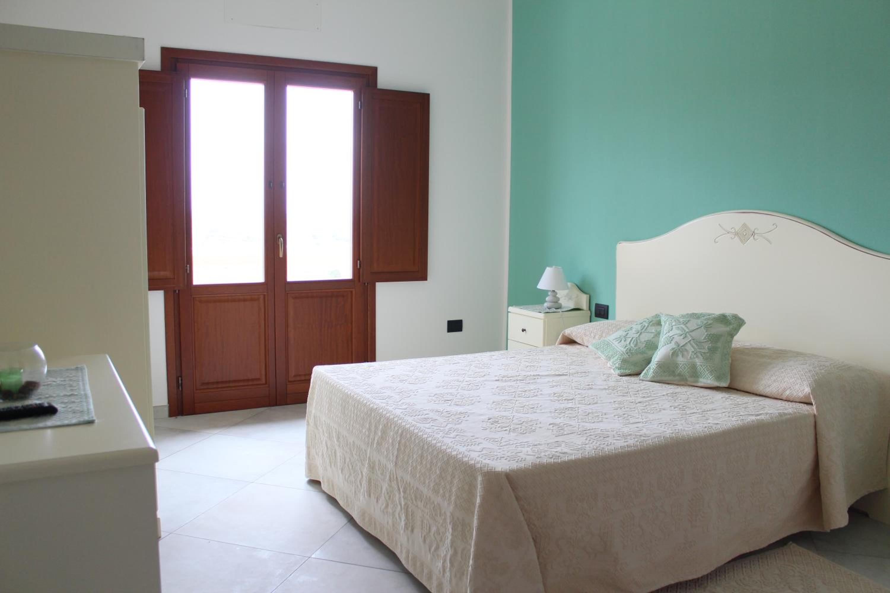 Double Room - Photo 3