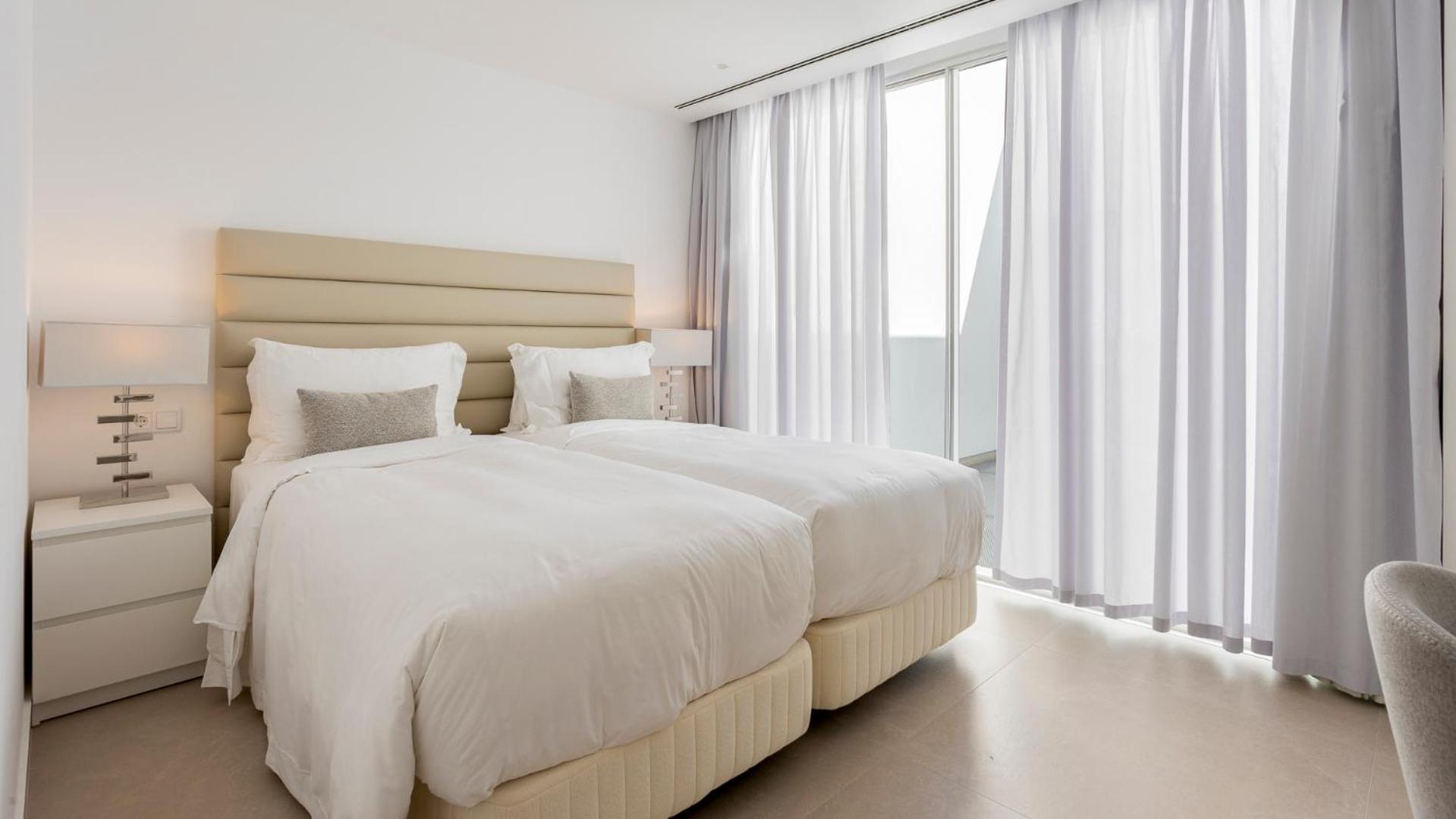 Four-Bedroom Apartment with Terrace