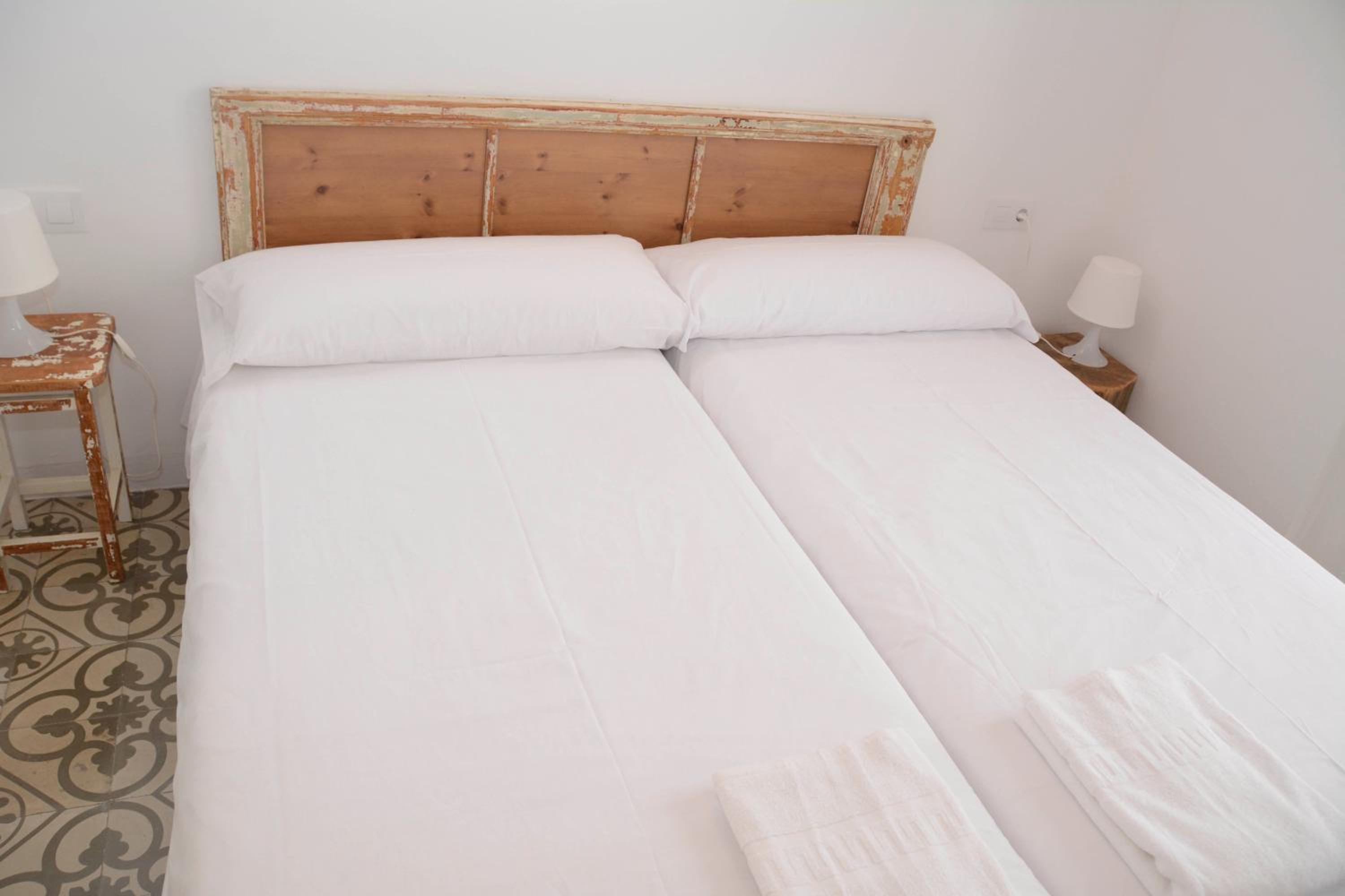 Habitación Doble con Baño Privado