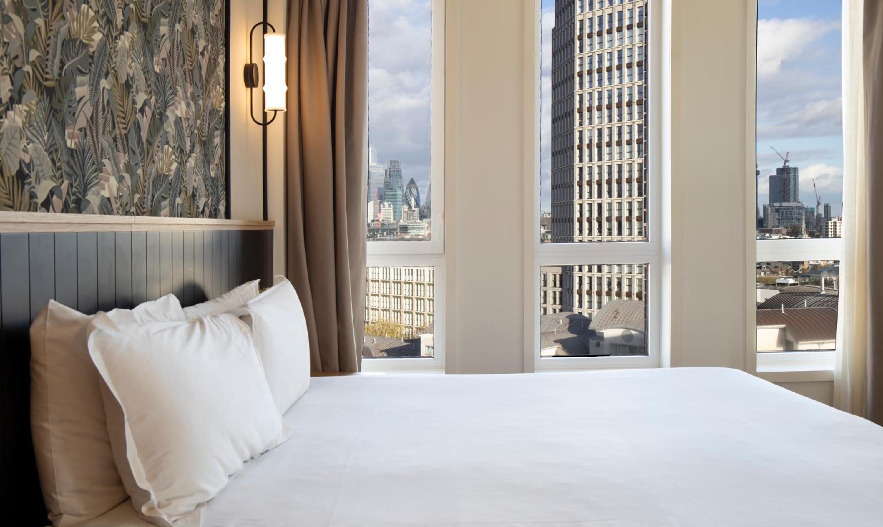 Junior Suite Sky View photo 2