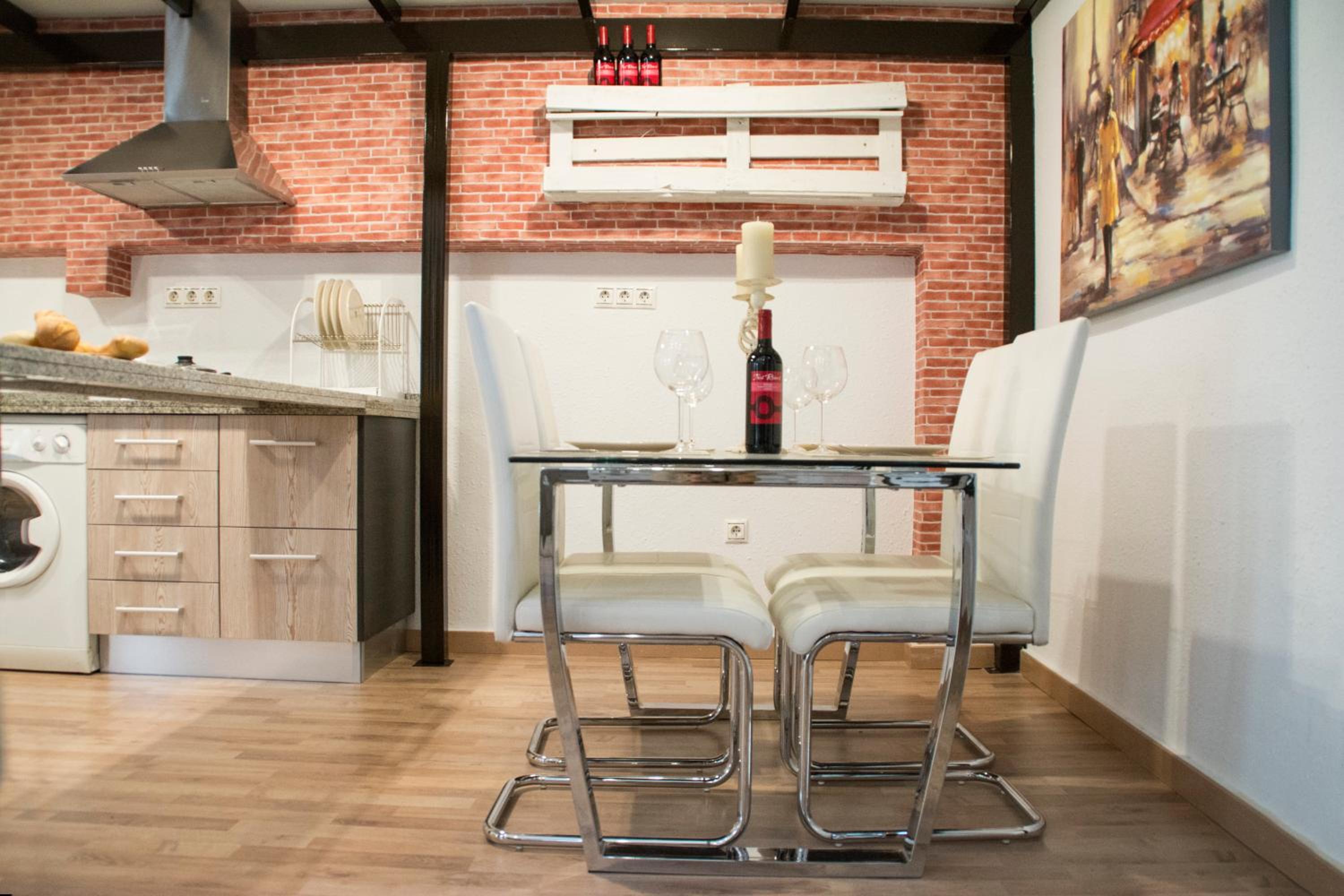 Apartment - Split Level - Photo 46