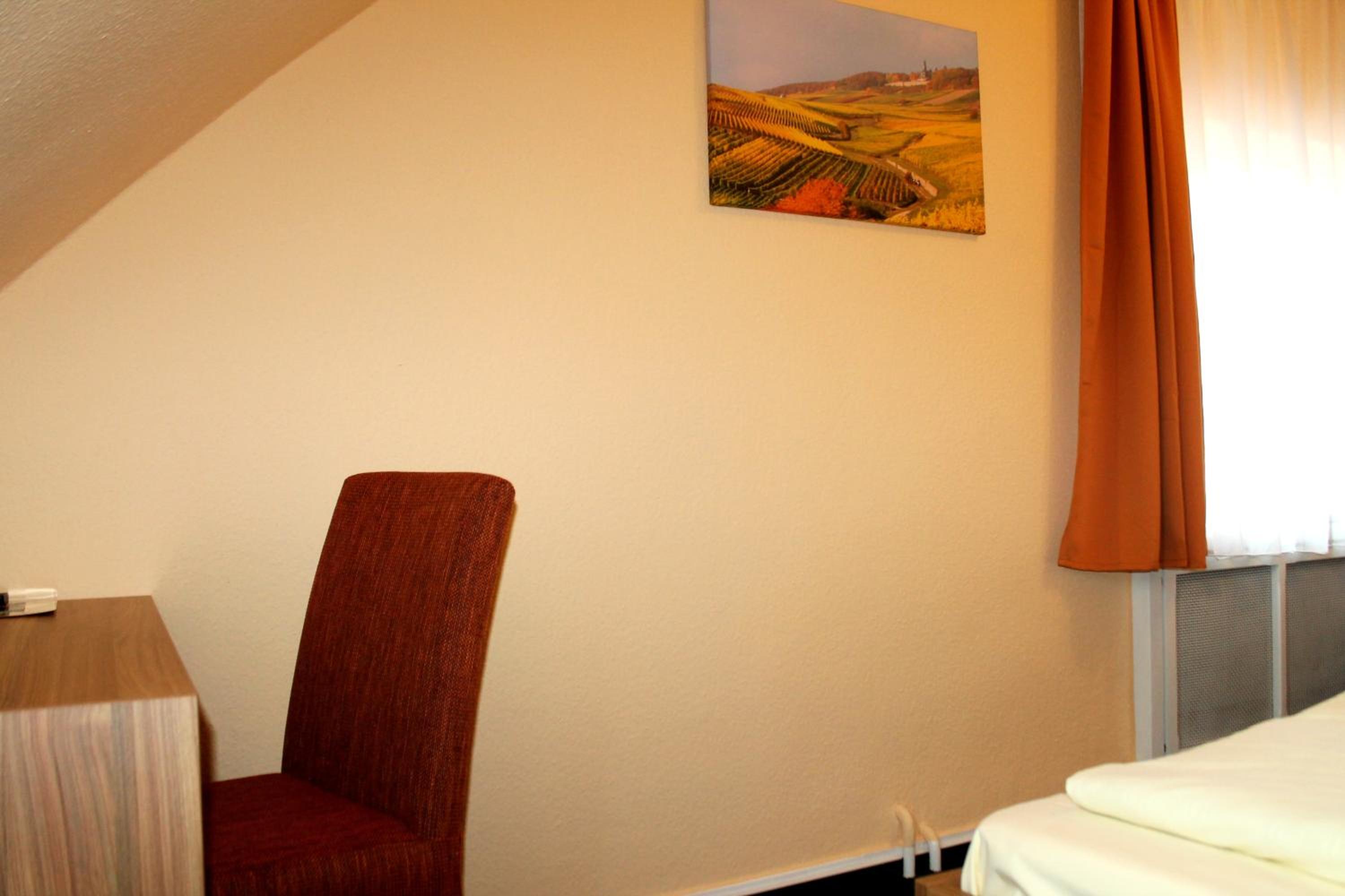 Double Room - Photo 14