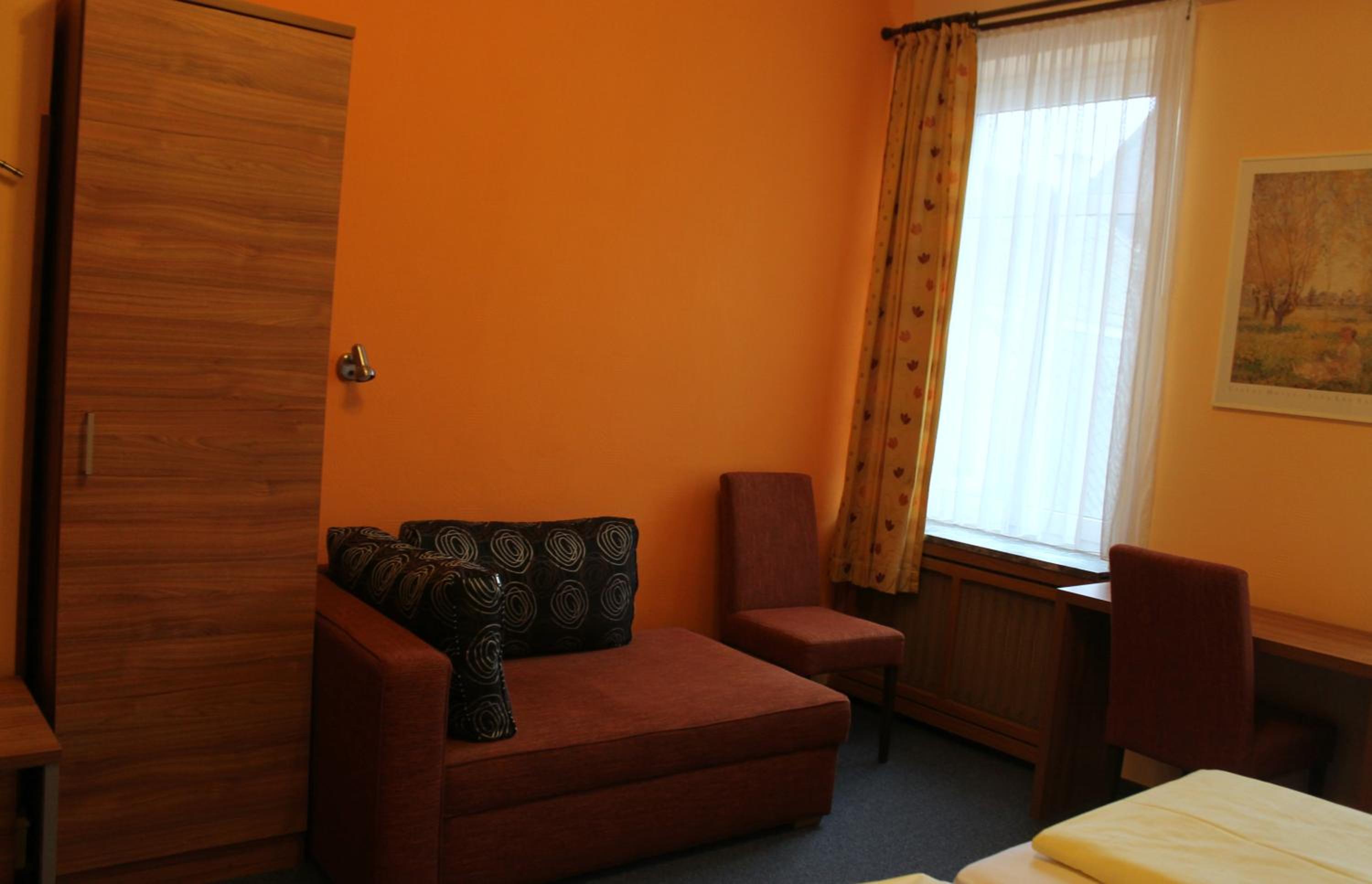 Double Room - Photo 28