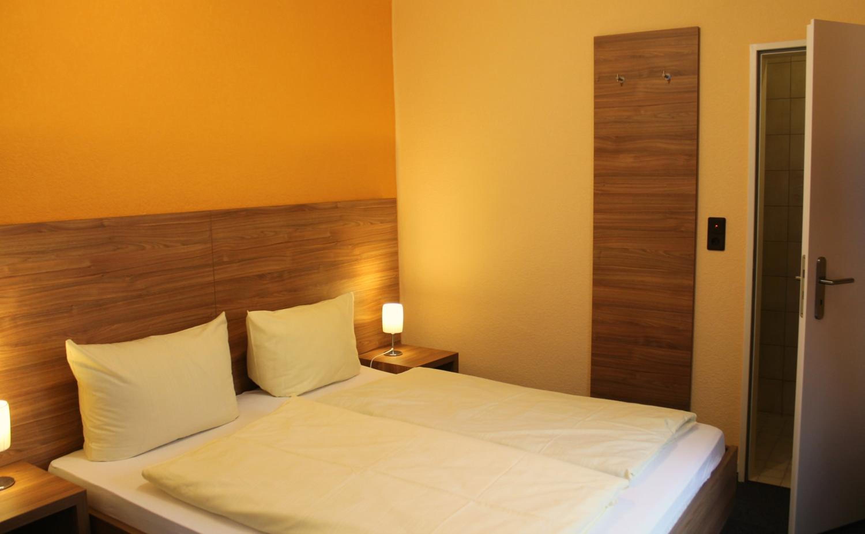 Double Room - Photo 2