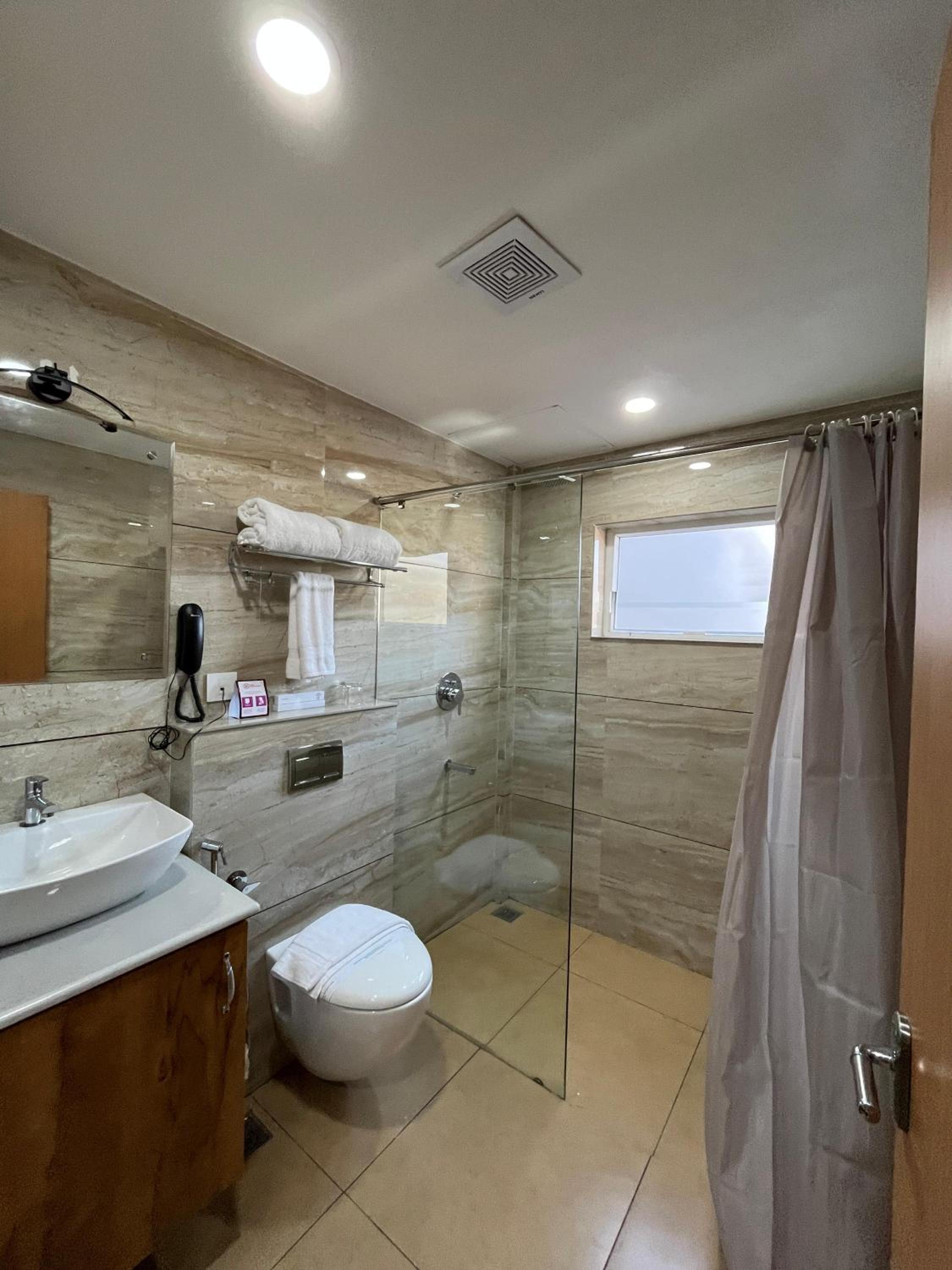 Deluxe Twin Room photo 2