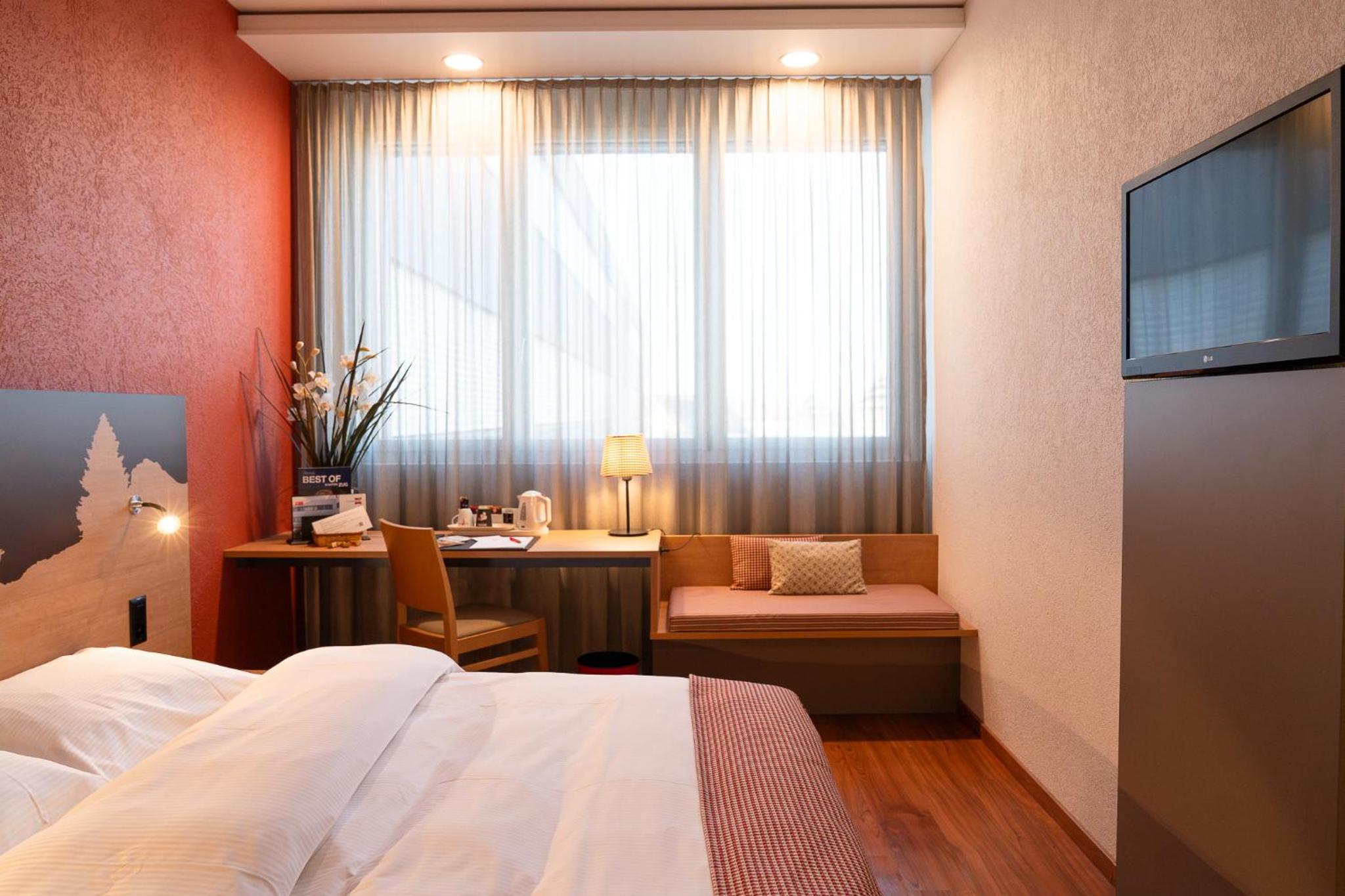Quite Single Room