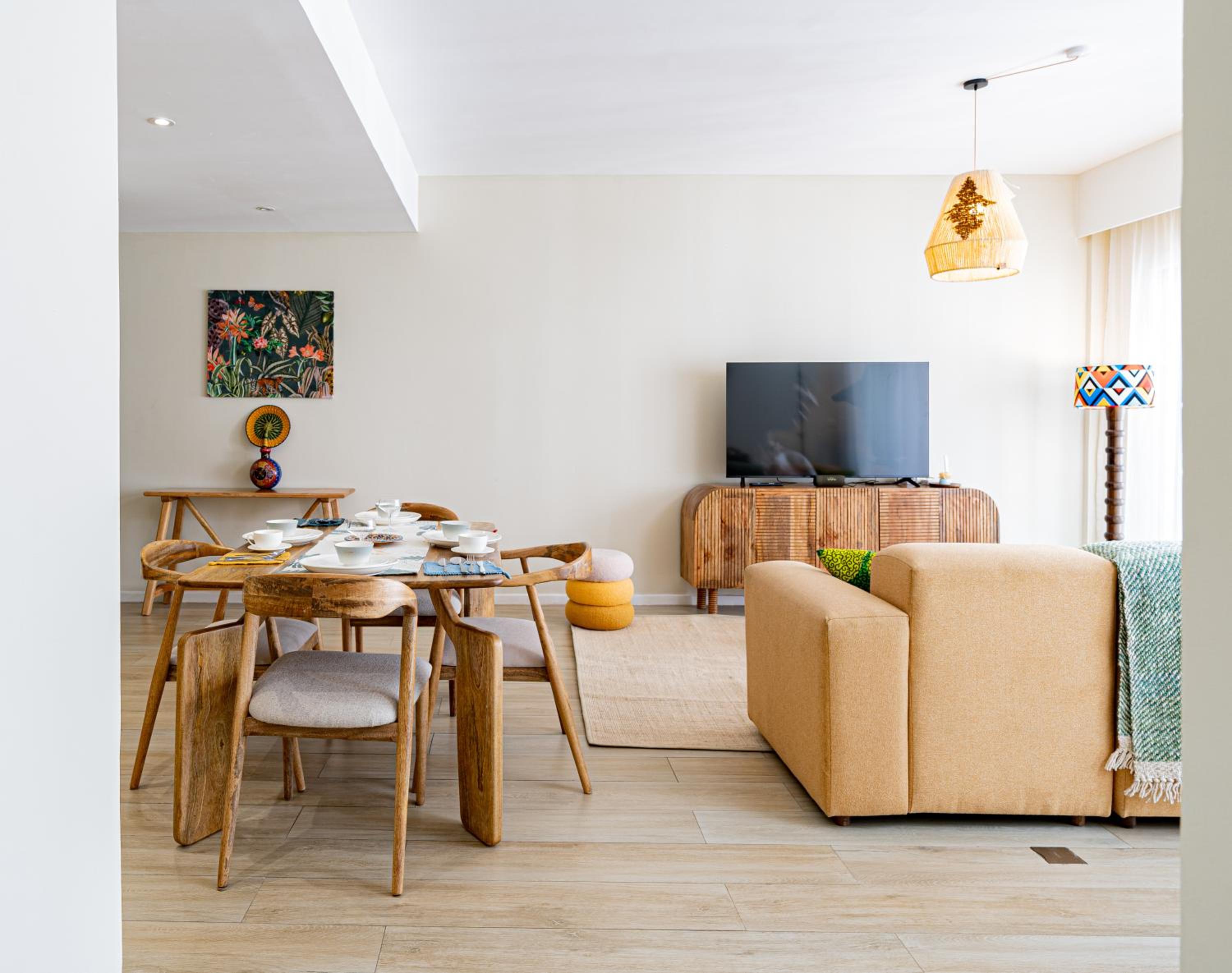 Two-Bedroom Deluxe Apartment with Balcony