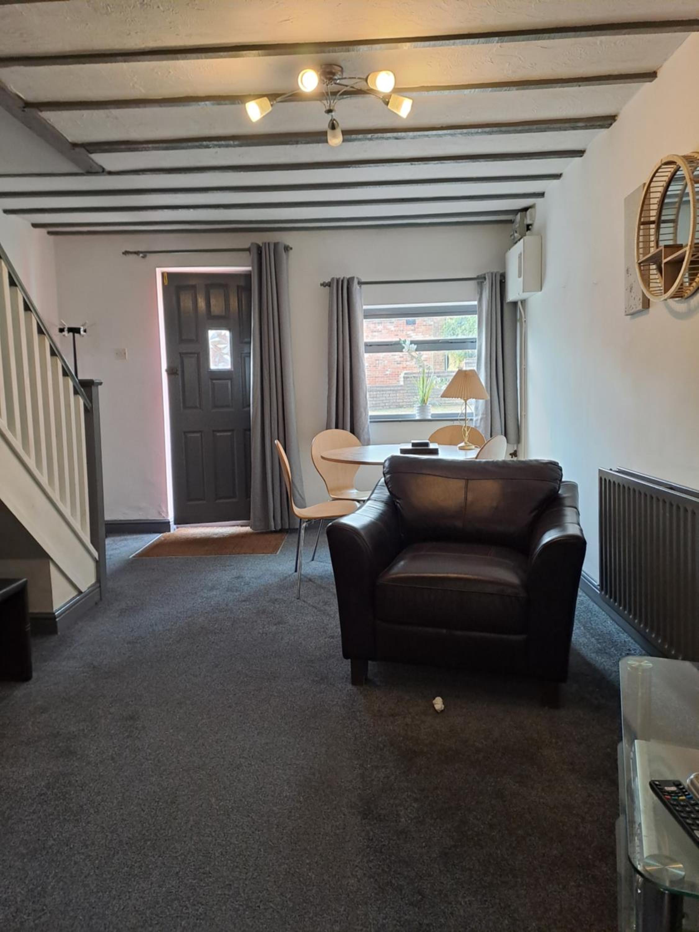 Two-Bedroom Townhouse - Photo 4
