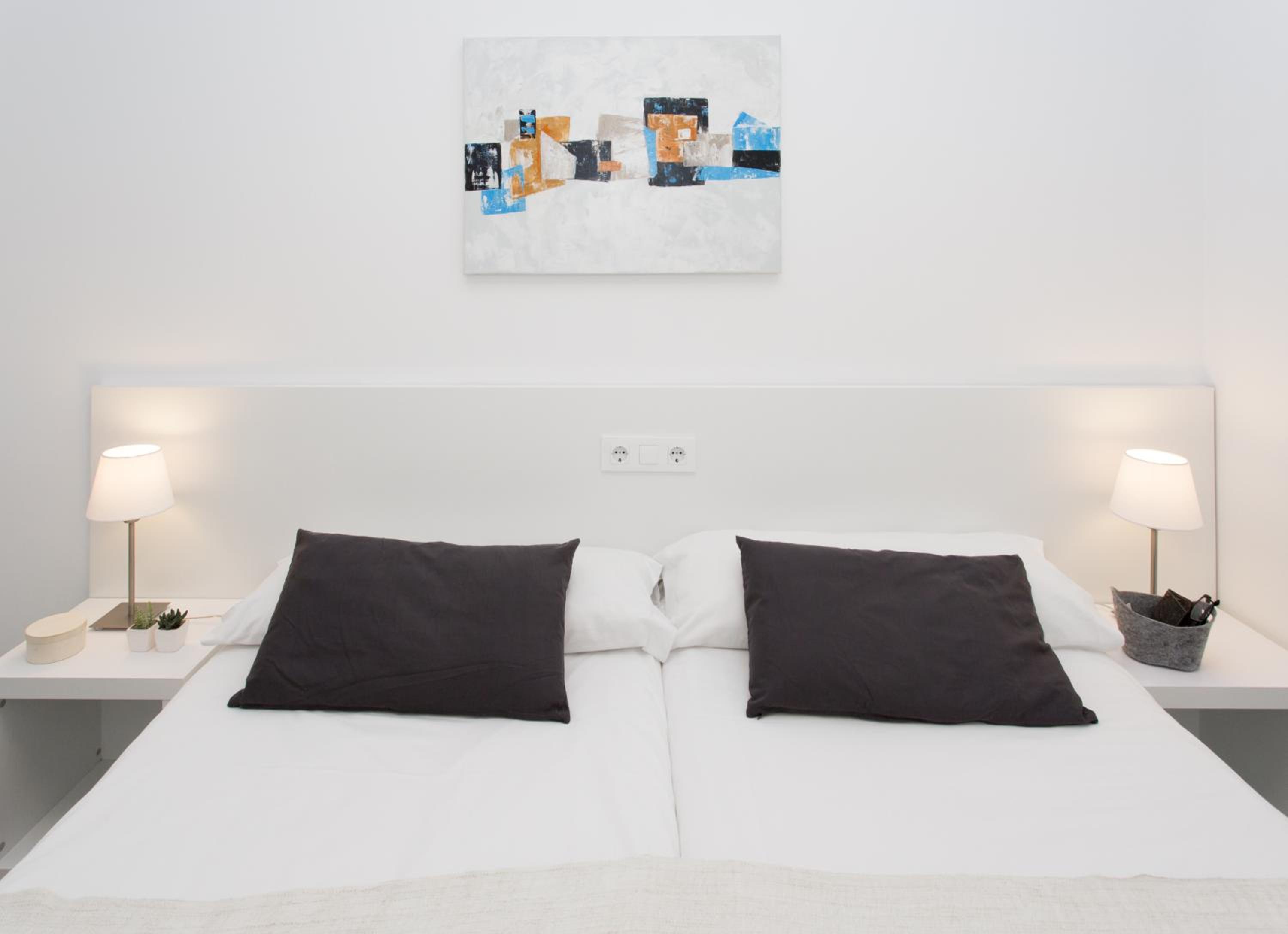 Studio Apartment (1 - 2 Adults) photo 2