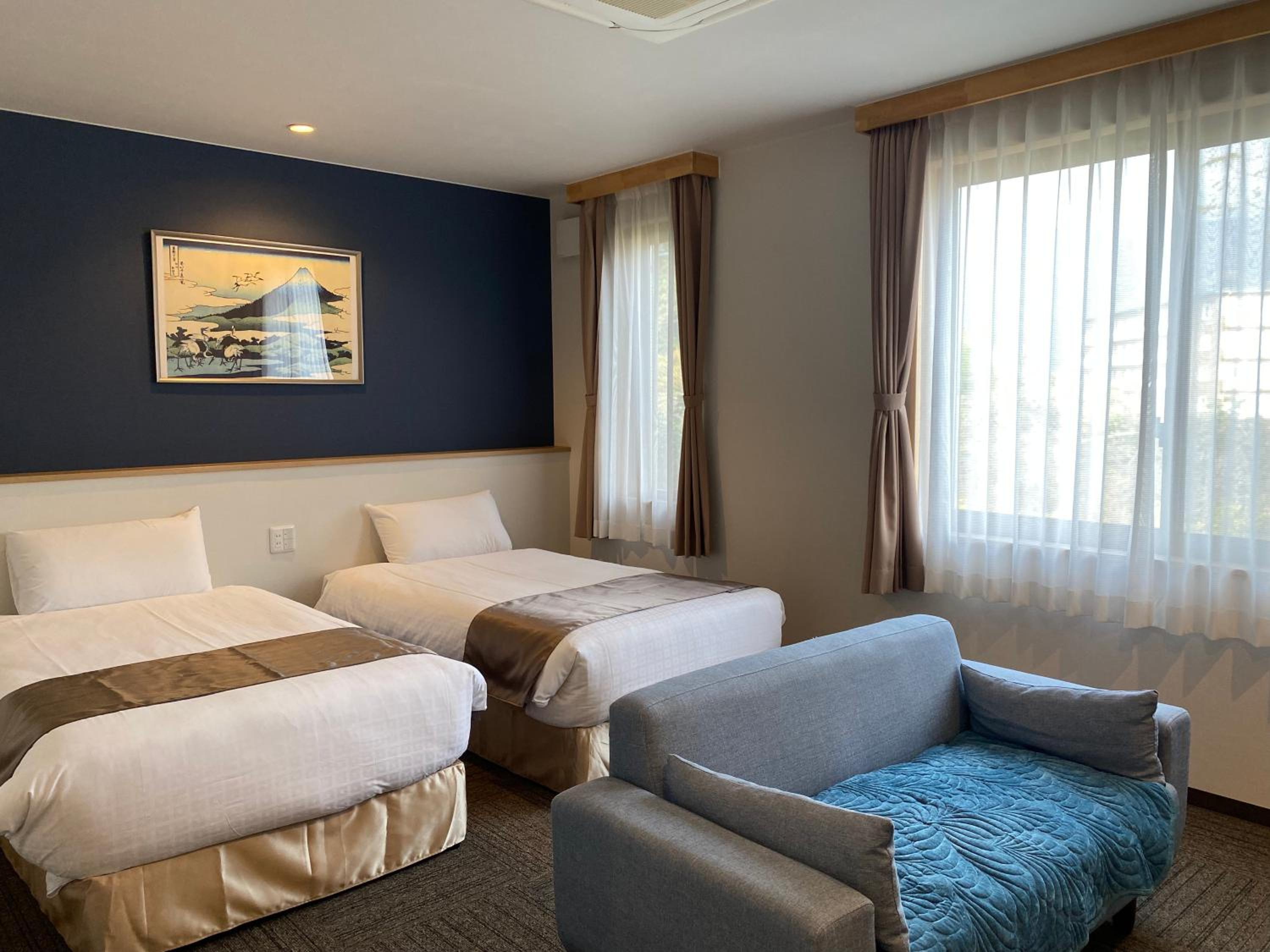 Twin Room - Photo 1