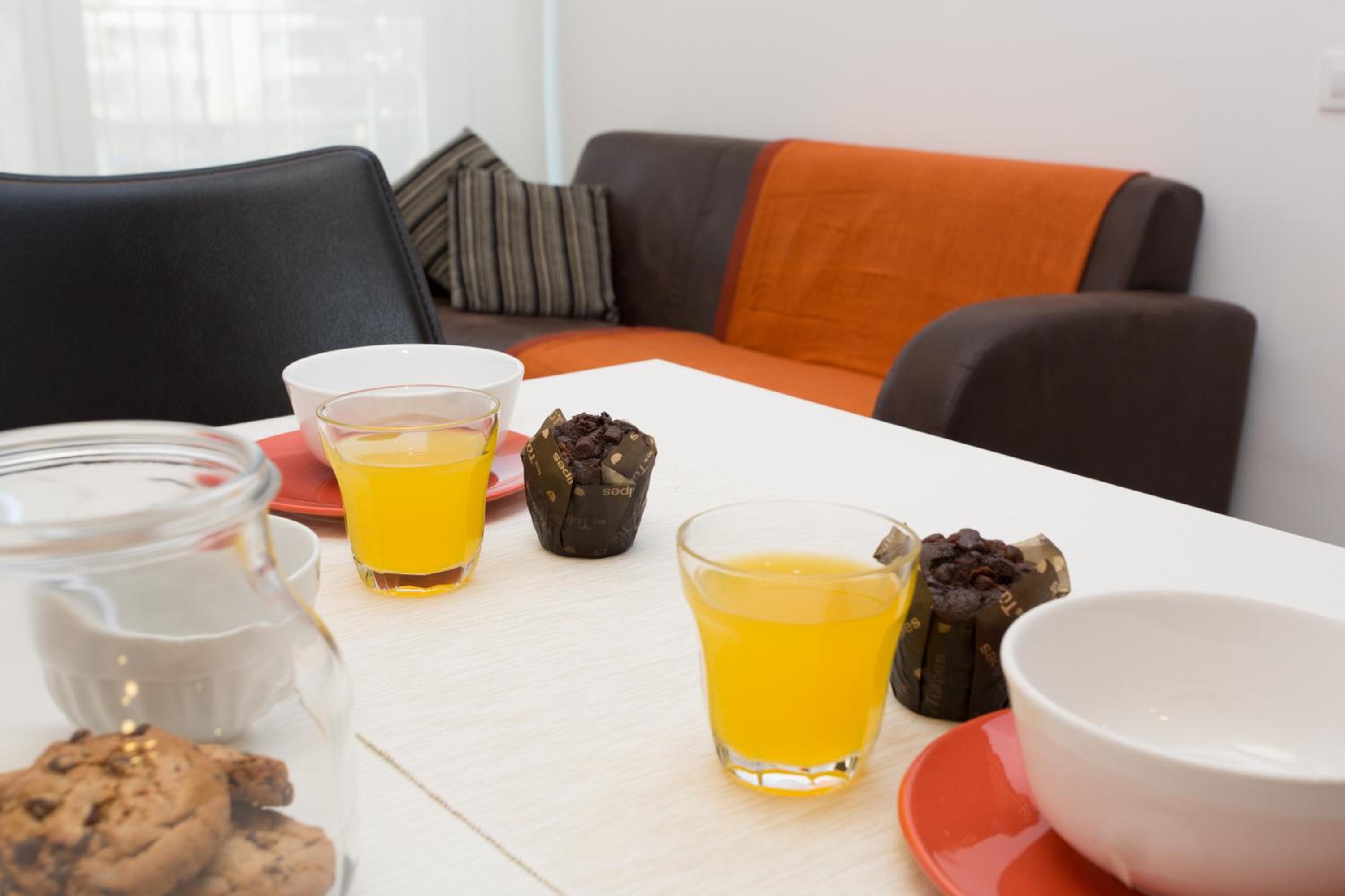 Two-Bedroom Apartment with Balcony City Views (2-4 Adults) photo 3