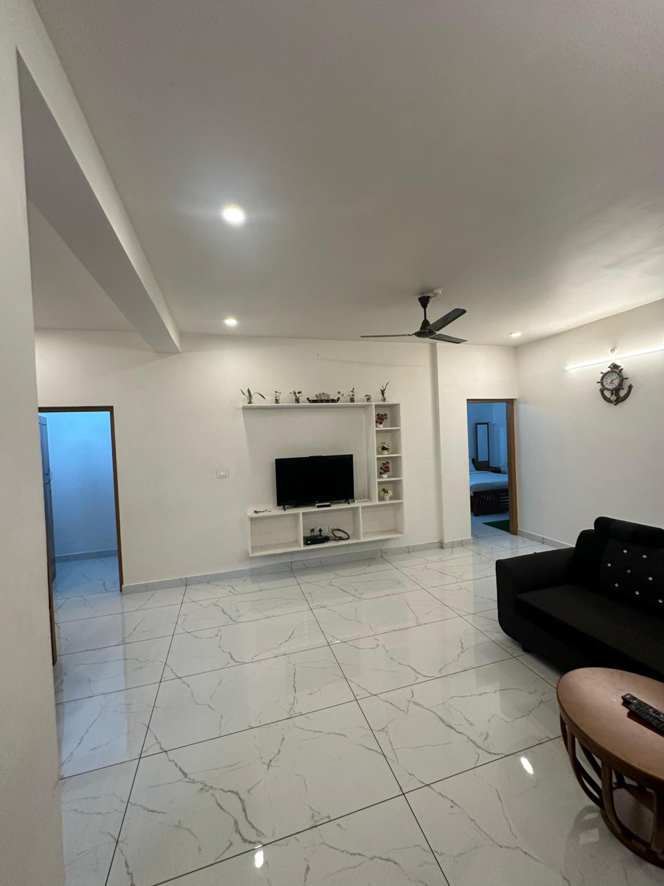Family Room with Bathroom photo 1