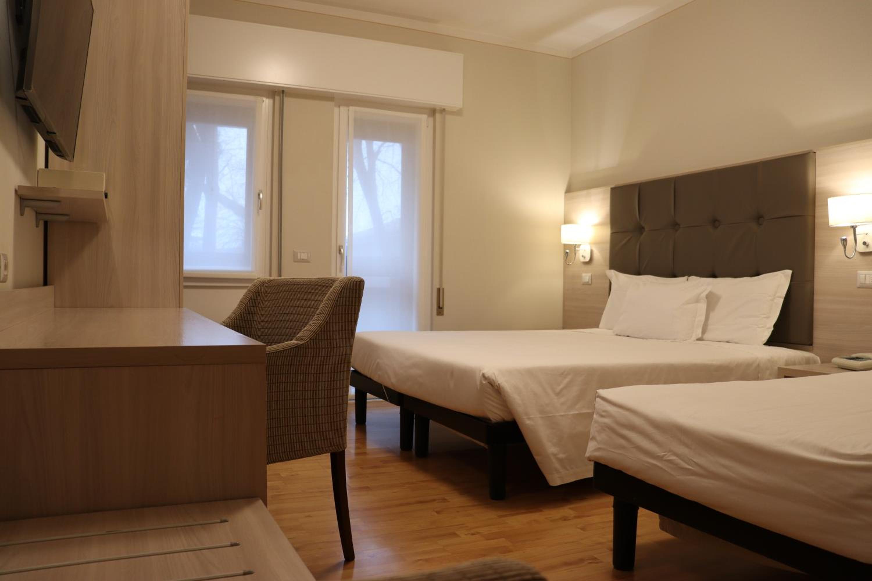 Classic Double Room - Photo 2
