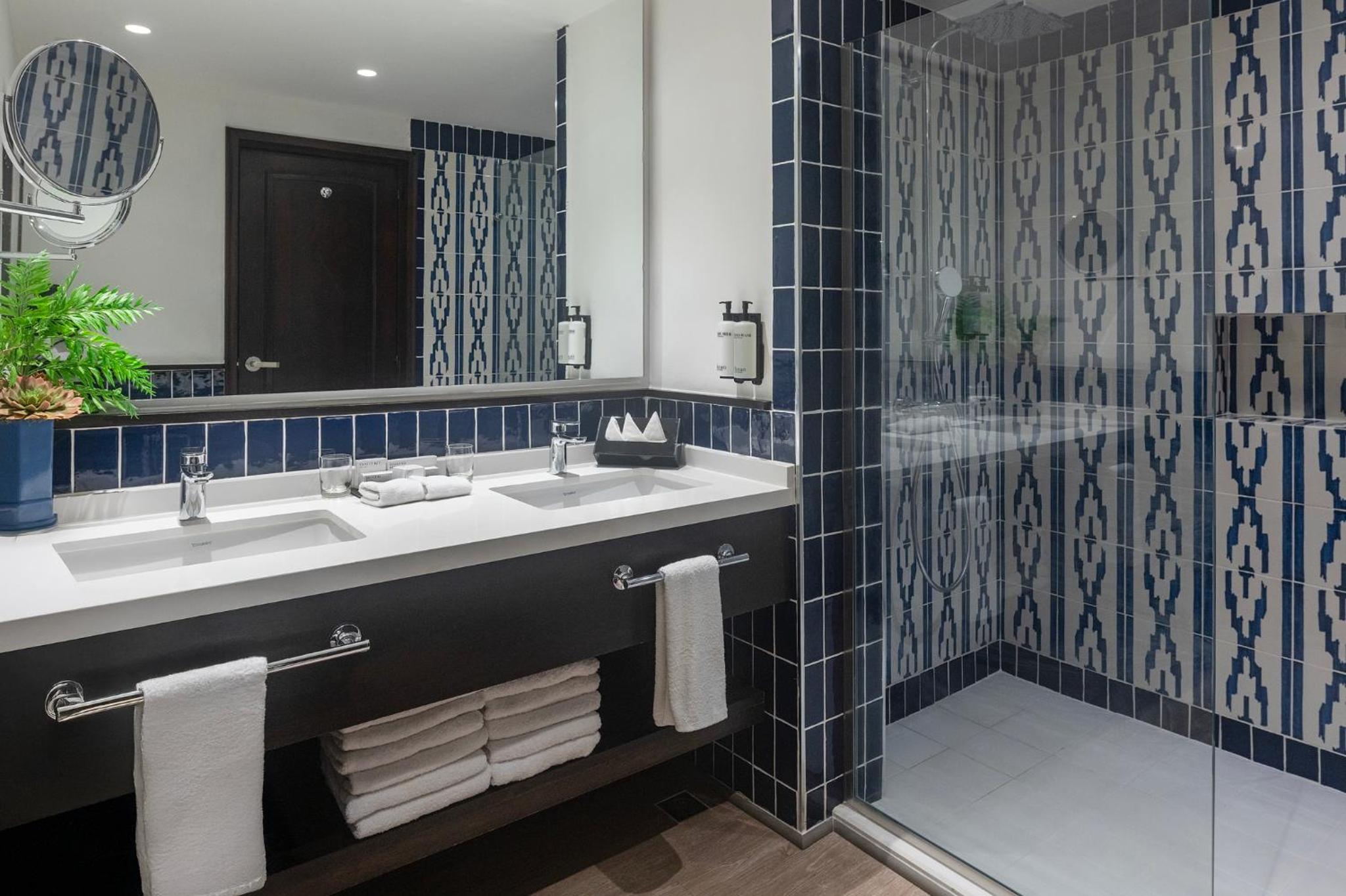 Junior Suite Superior Elegance Pool View Individual - Photo 2