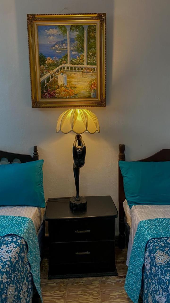 Deluxe Family Room photo 2