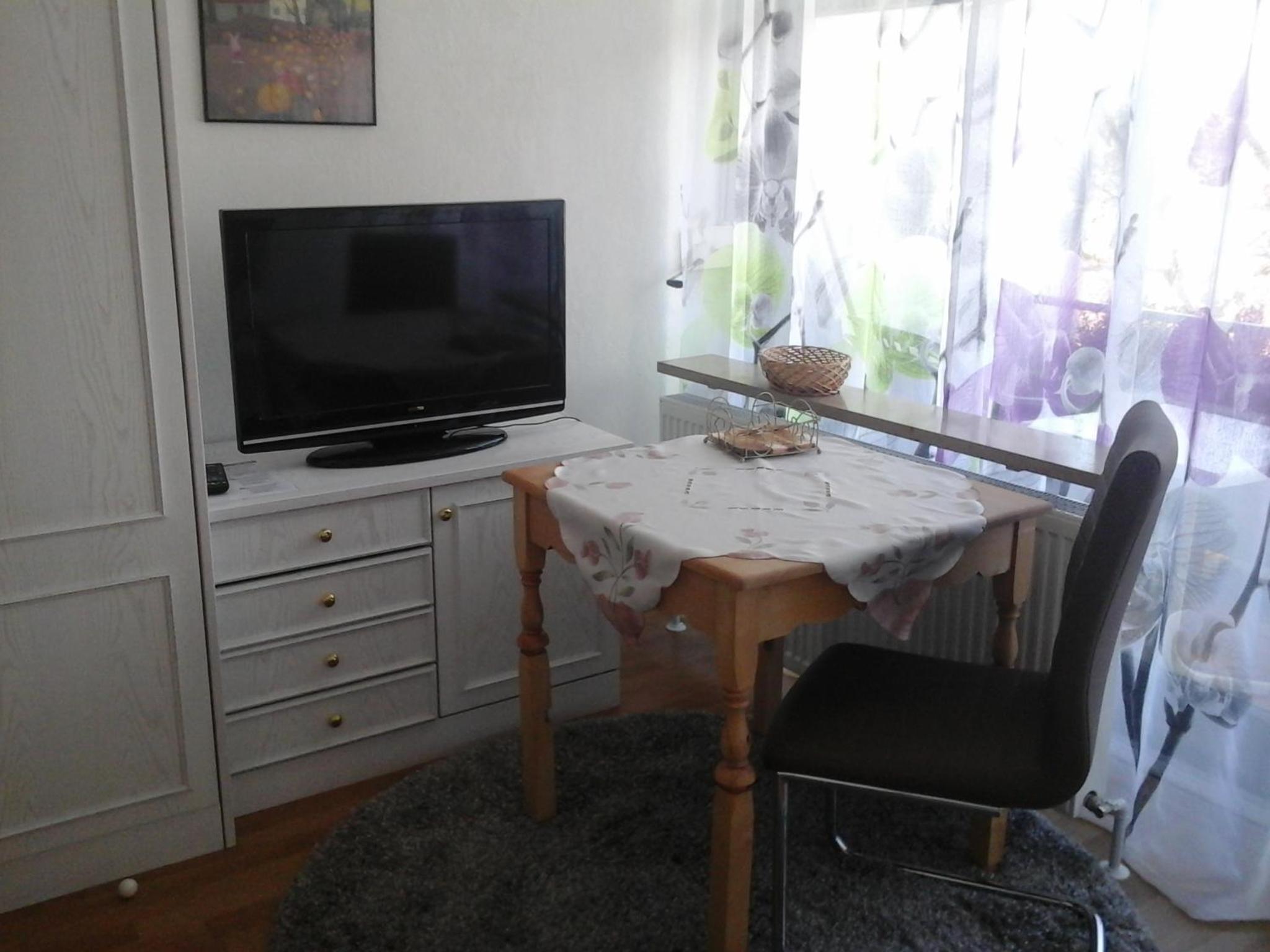 Apartment 3 photo 2
