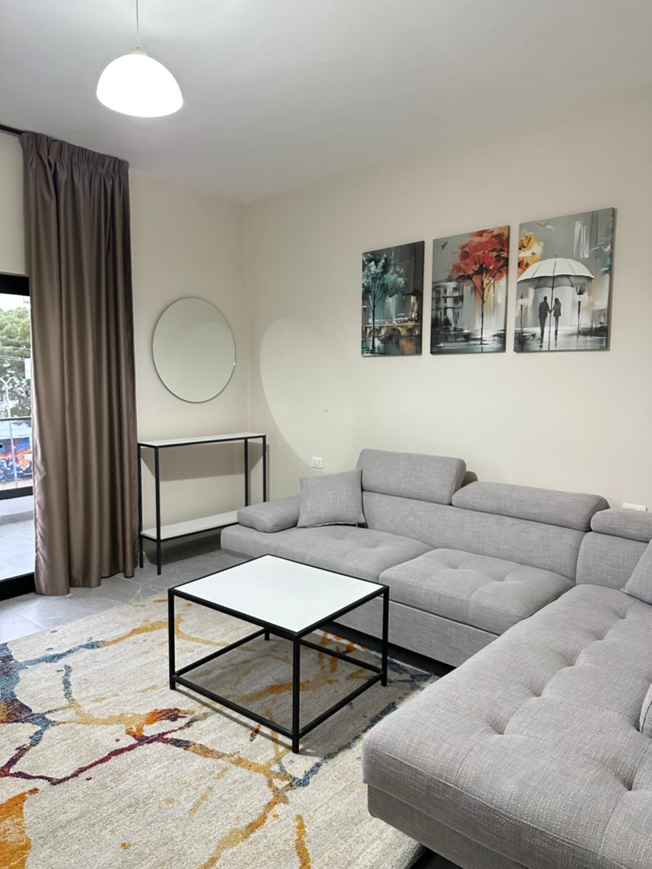 Apartment photo 2