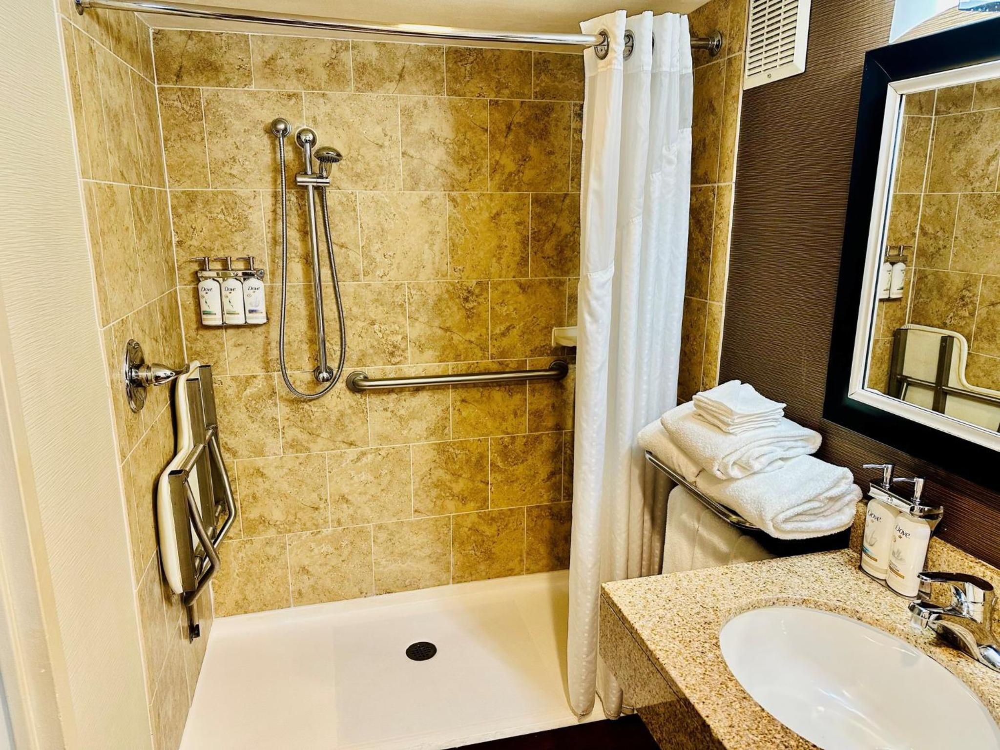 Twin Room - Mobility Access photo 1