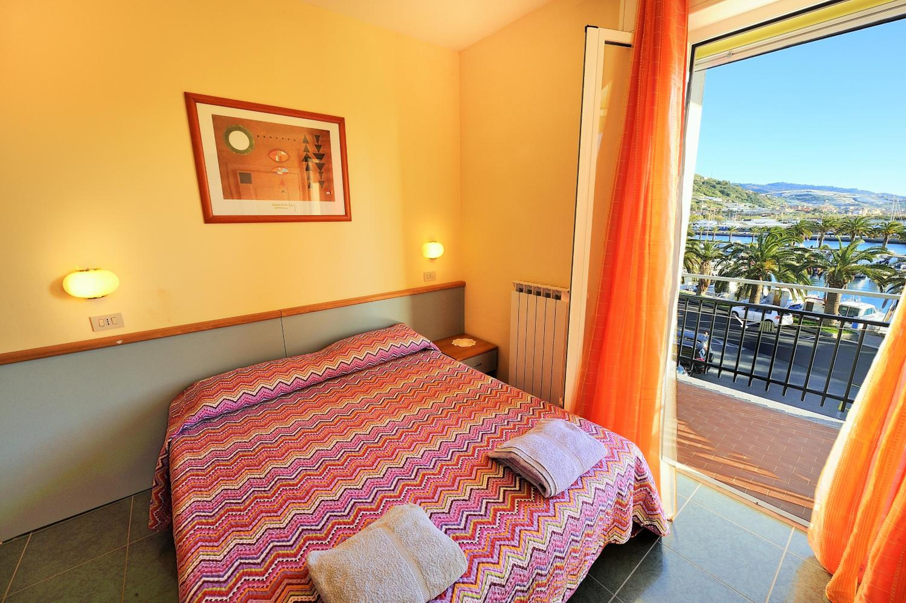 Triple Room with Sea View photo 3