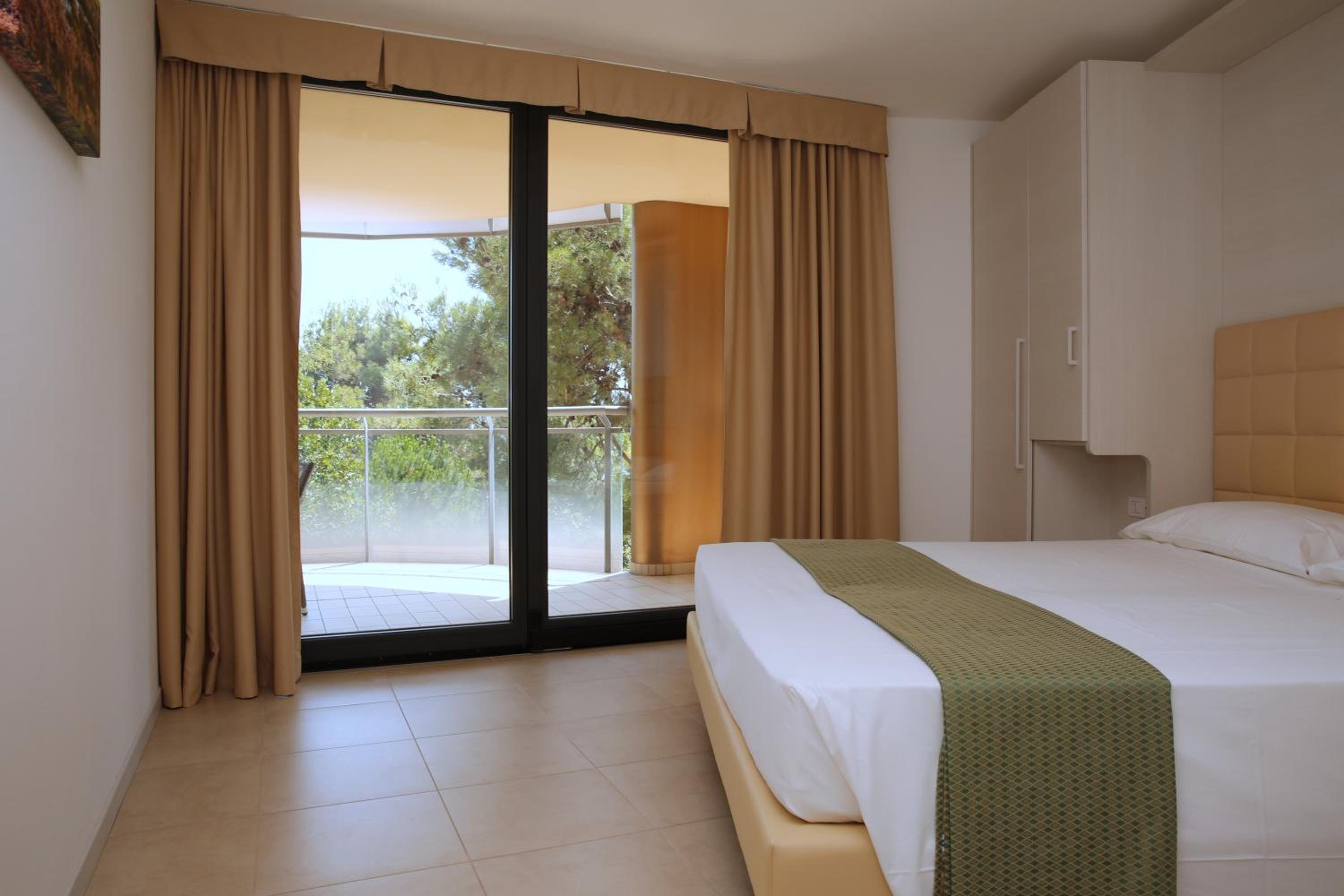 One-Bedroom Apartment with Terrace