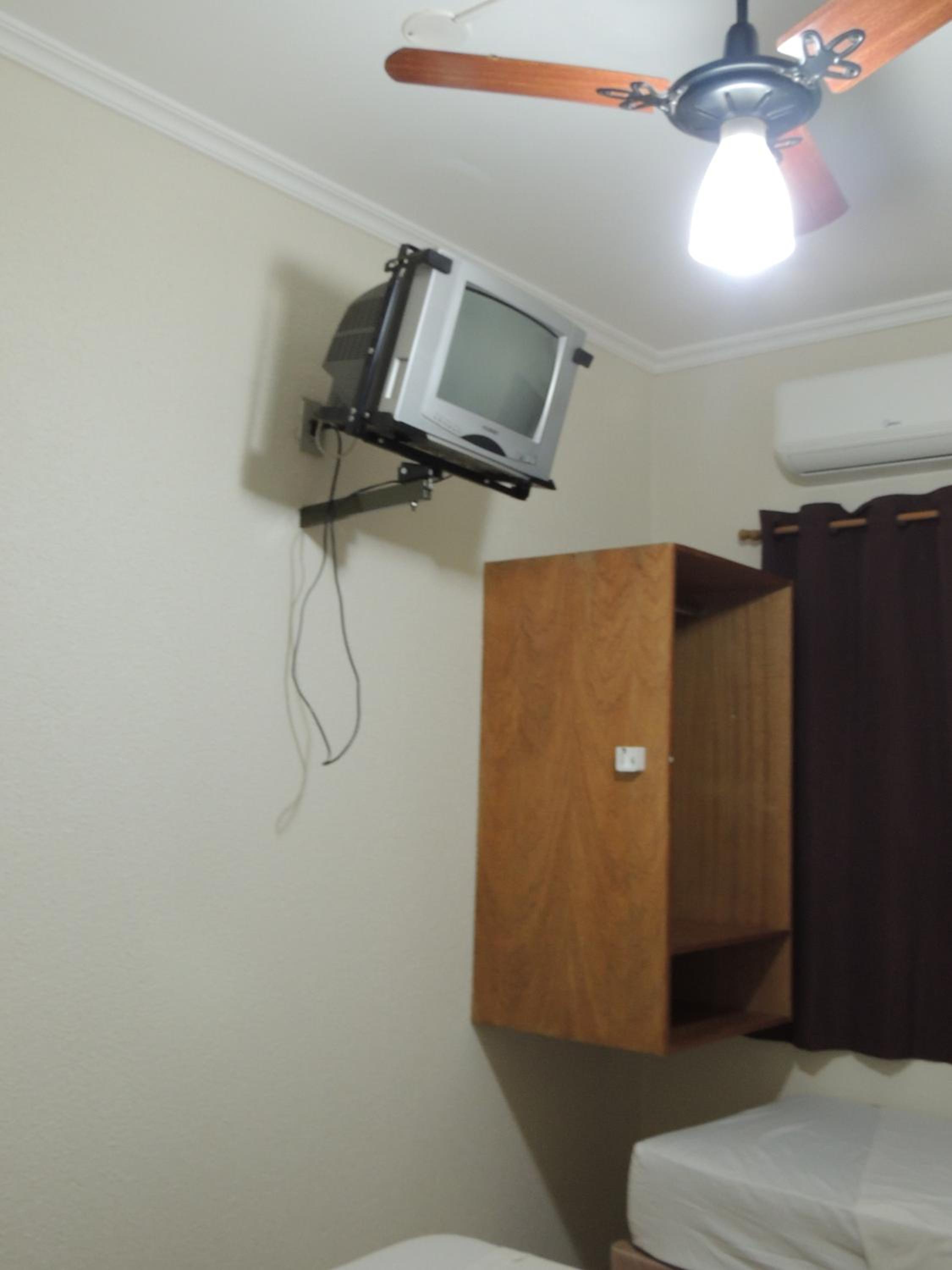 Double or Twin Room with Air Conditioning photo 3