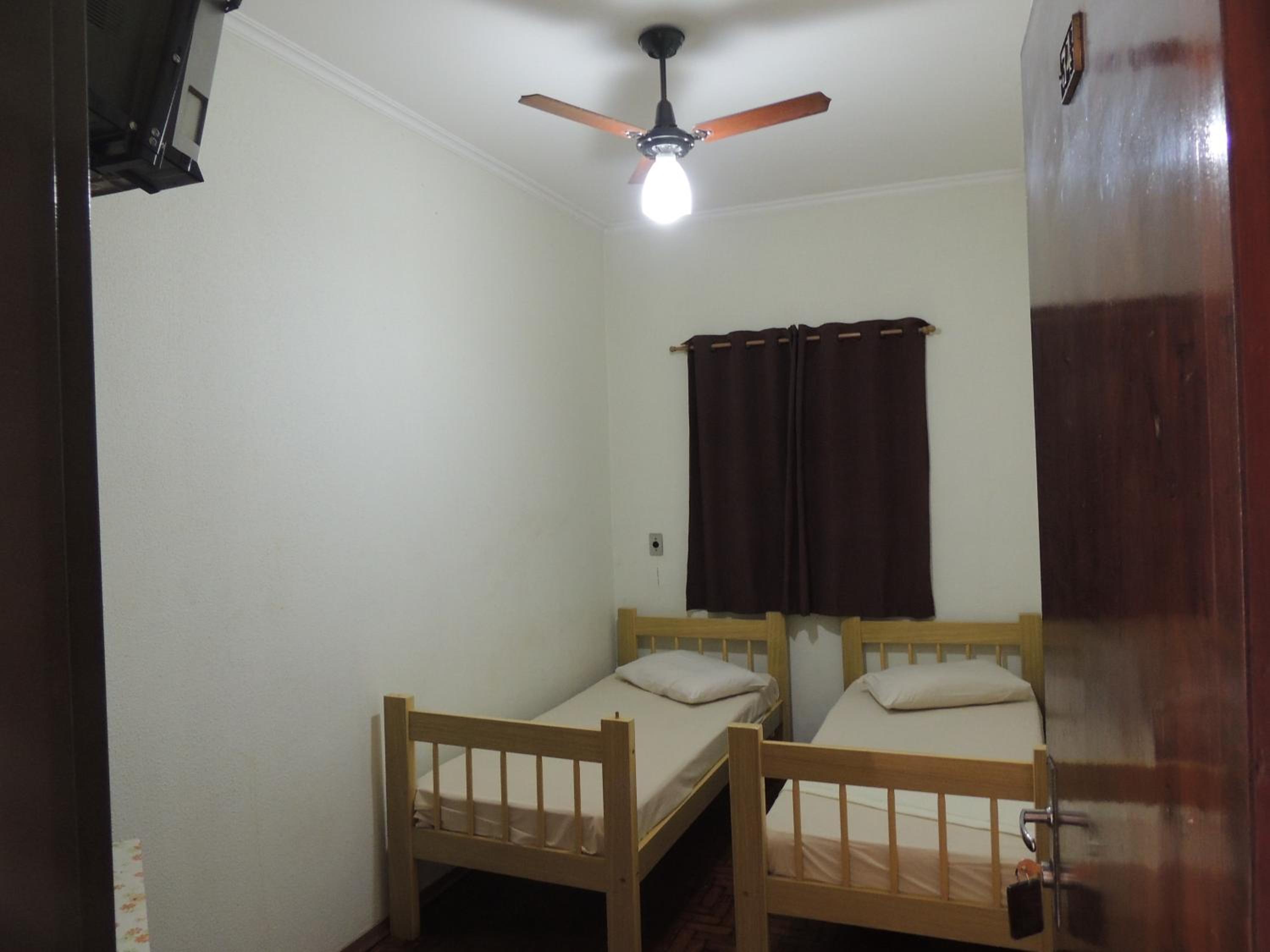 Double or Twin Room with Shared Bathroom photo 2