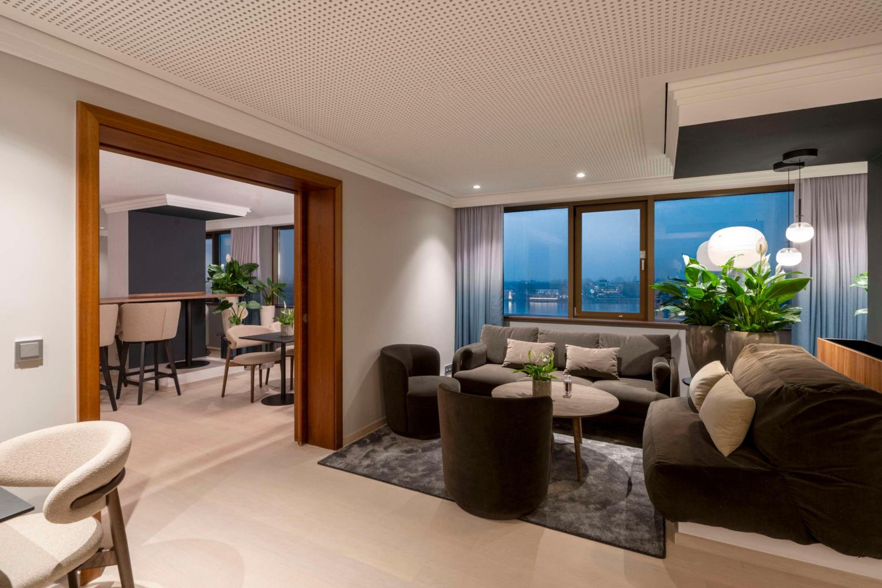 Twin Executive Room with River View - Rhine Wing - Photo 1