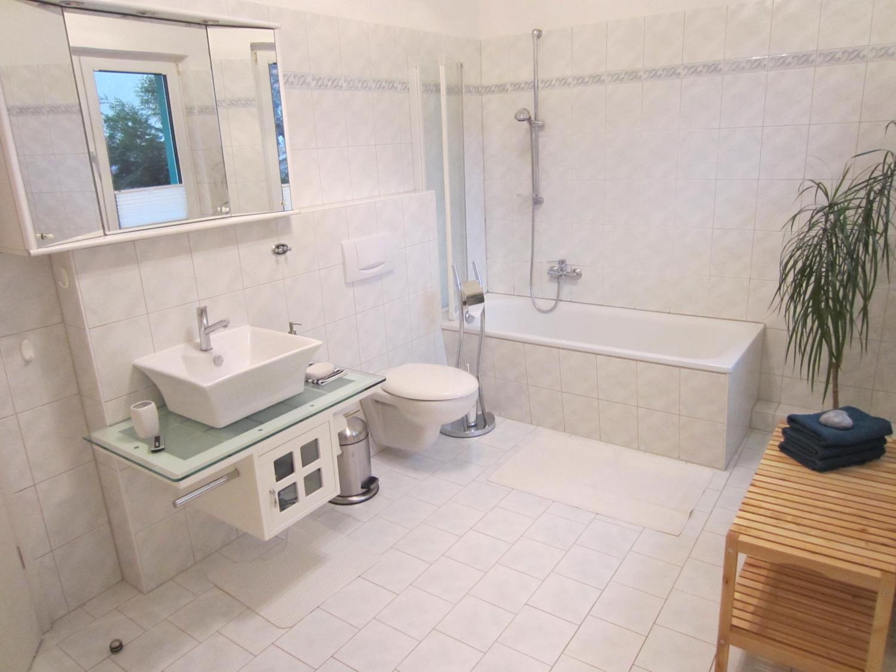 2-Bedroom Apartment - Photo 8