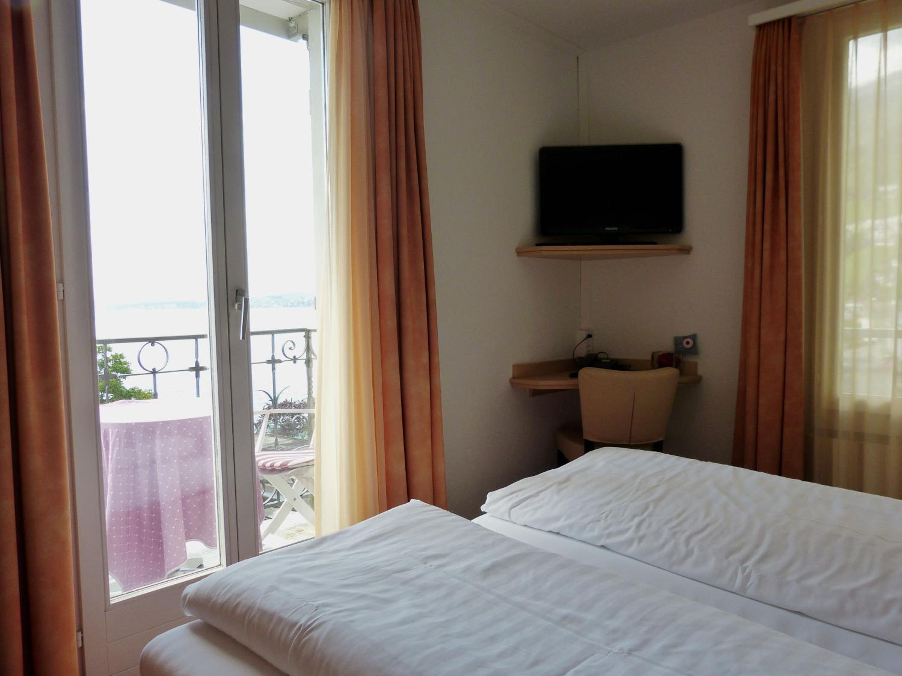 Standard Double Room - Photo 5