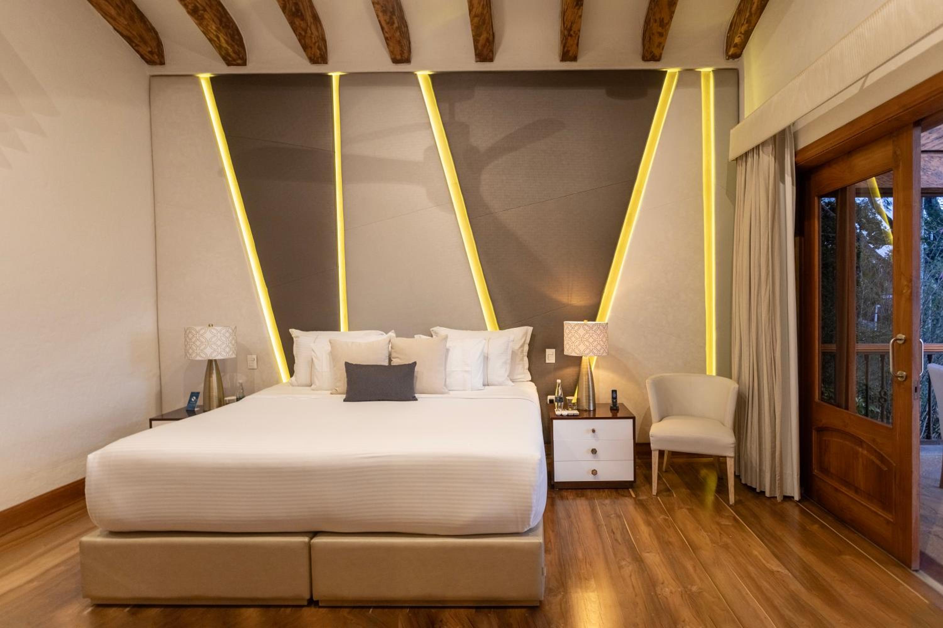 Junior Suite - Photo 7