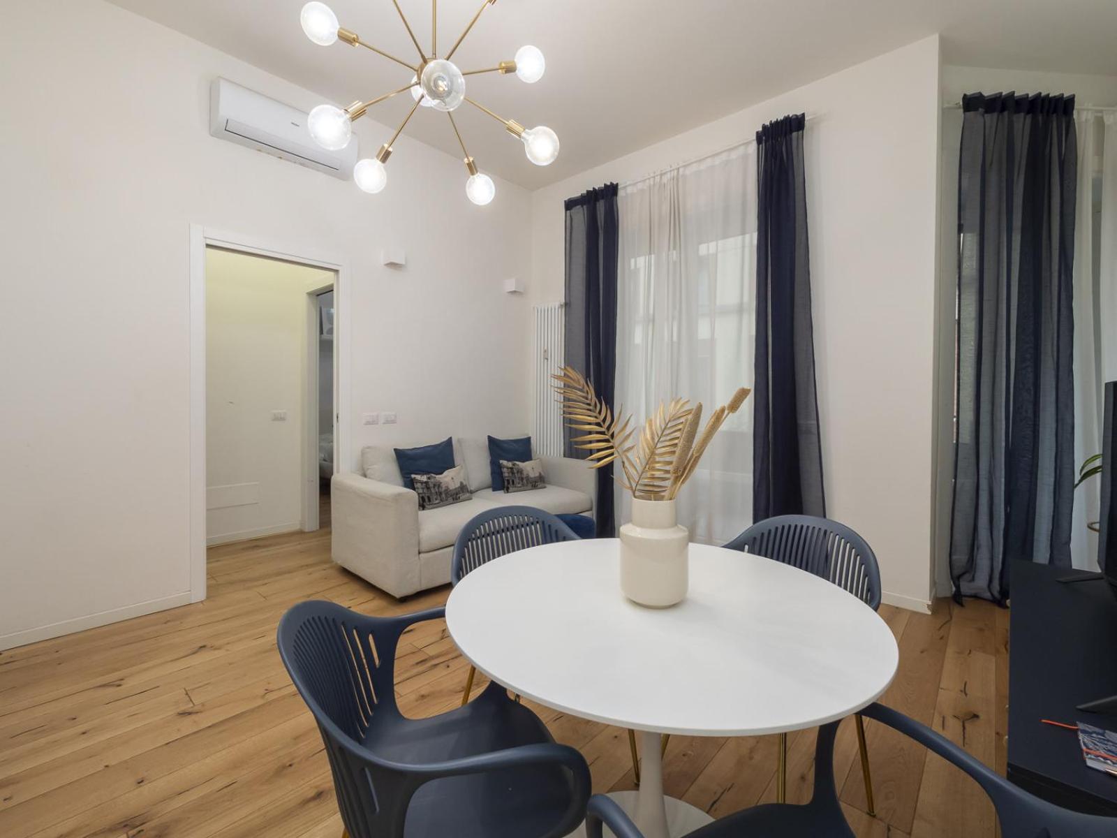 Apartment with Garden View