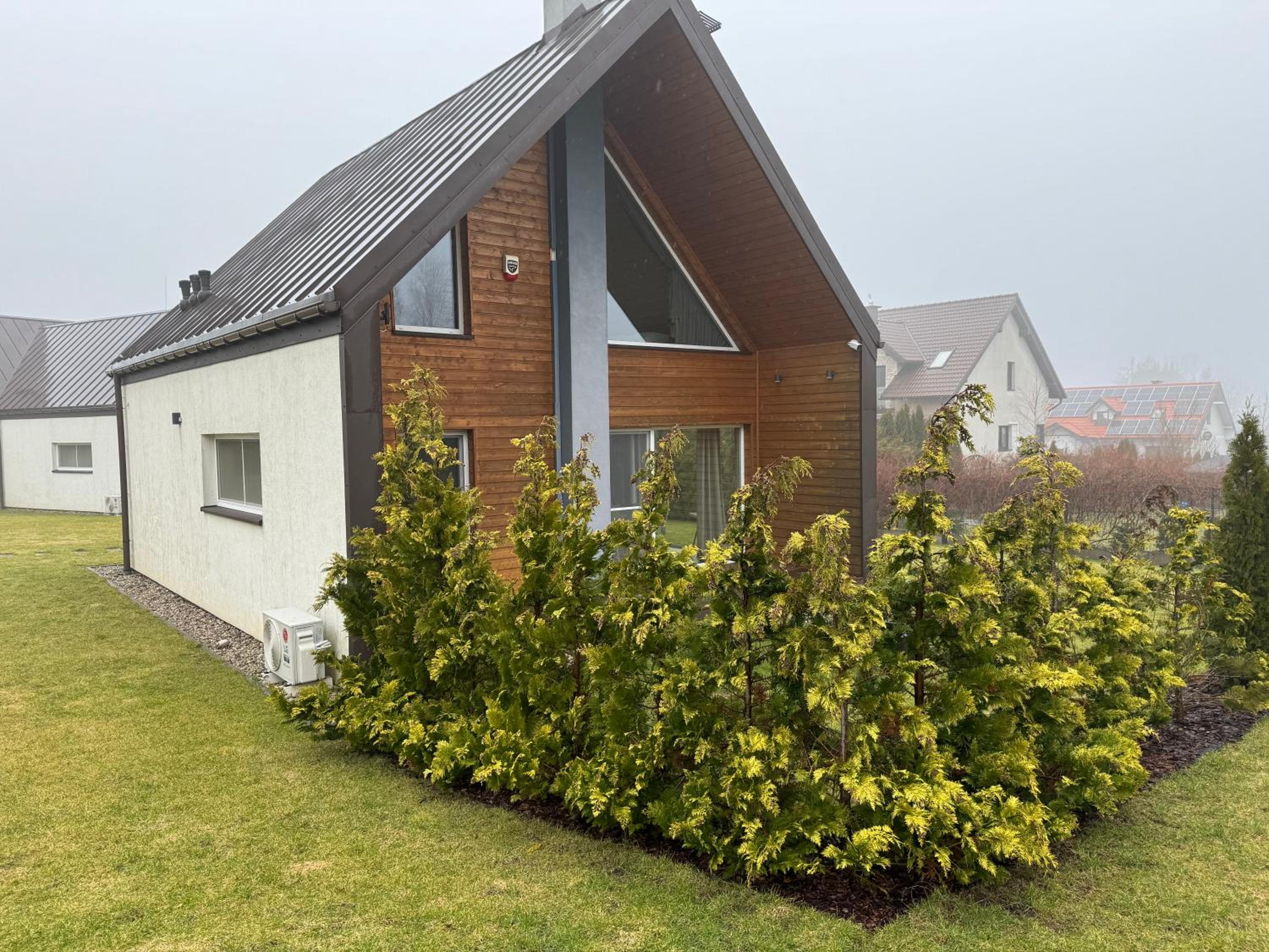Villa photo 1
