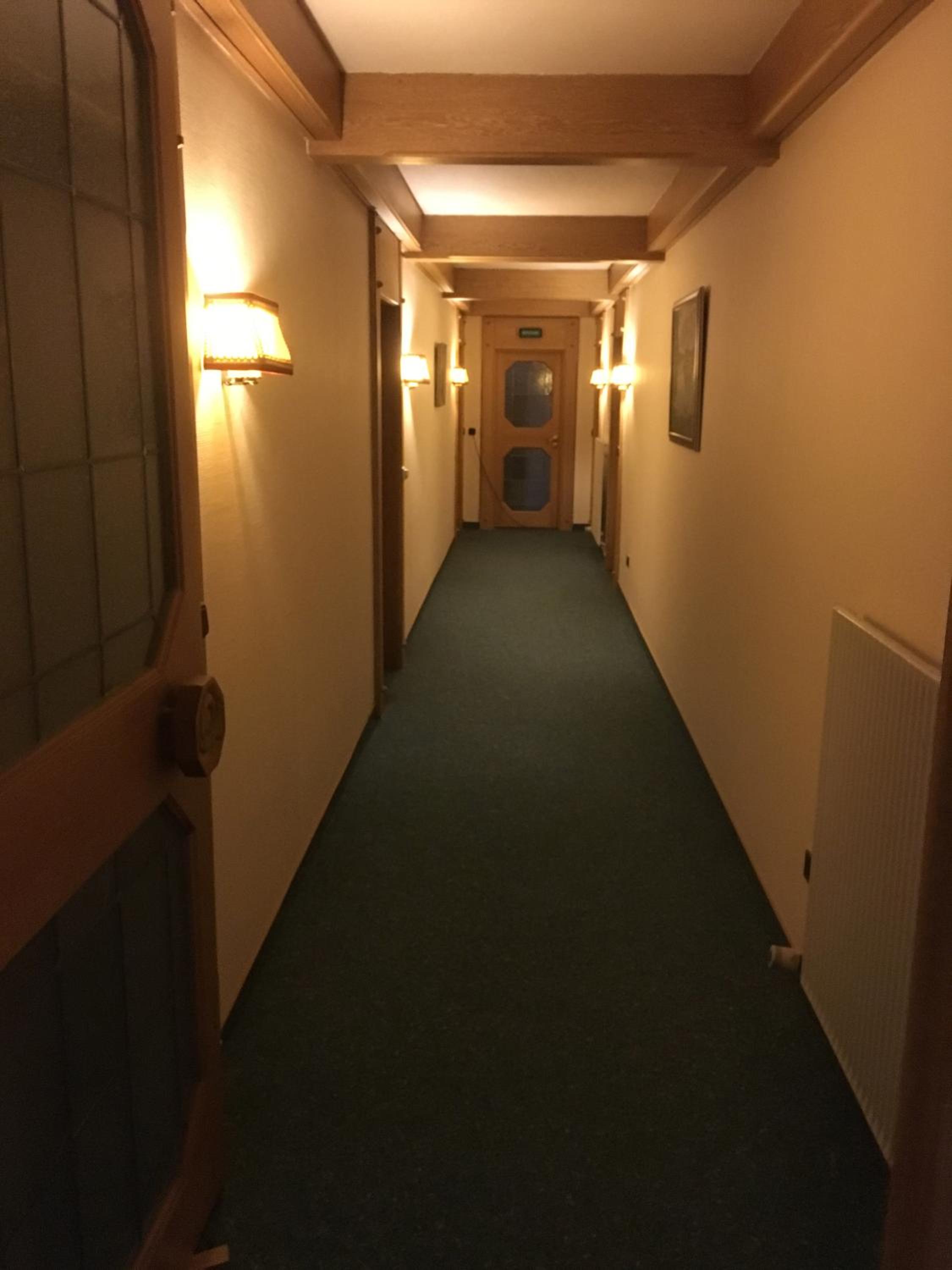 Single Room photo 3