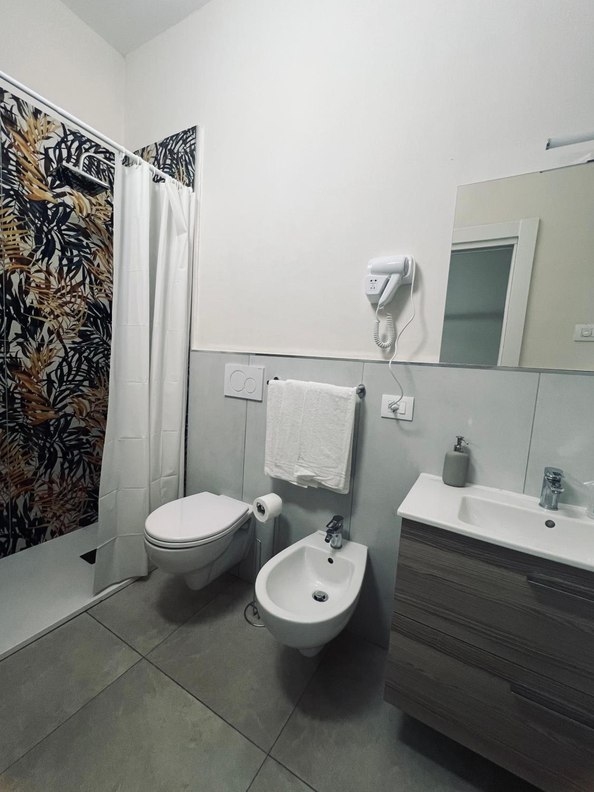 Deluxe Triple Room - Photo 4