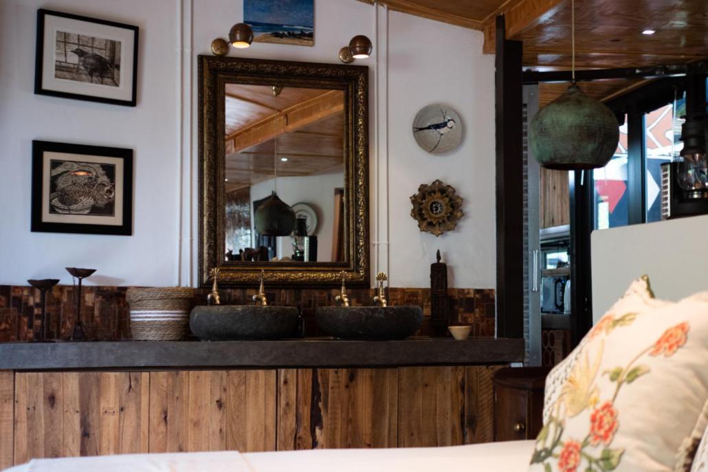 Deluxe Double or Twin Room - Photo 2