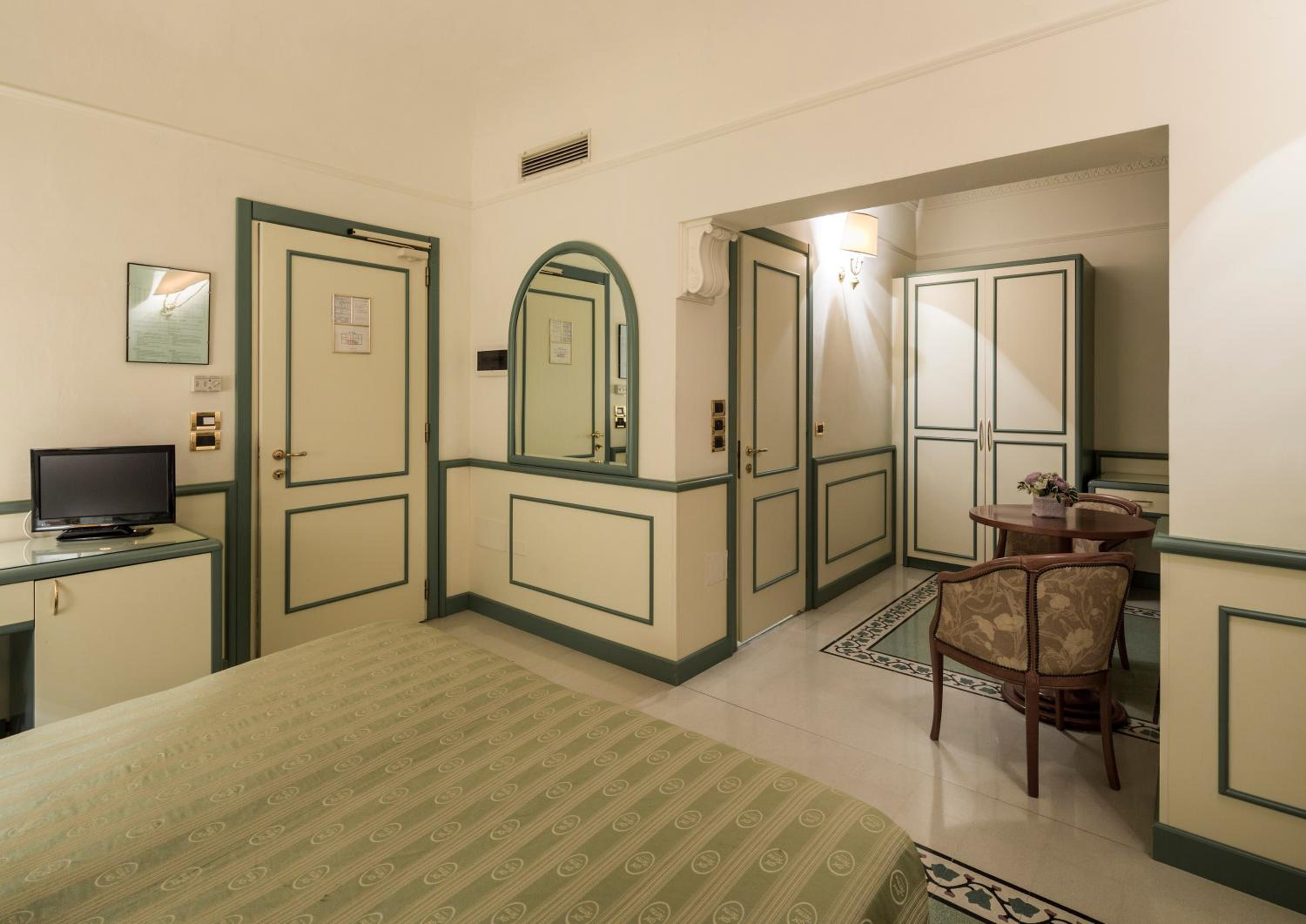 Elite Double Room - Photo 2