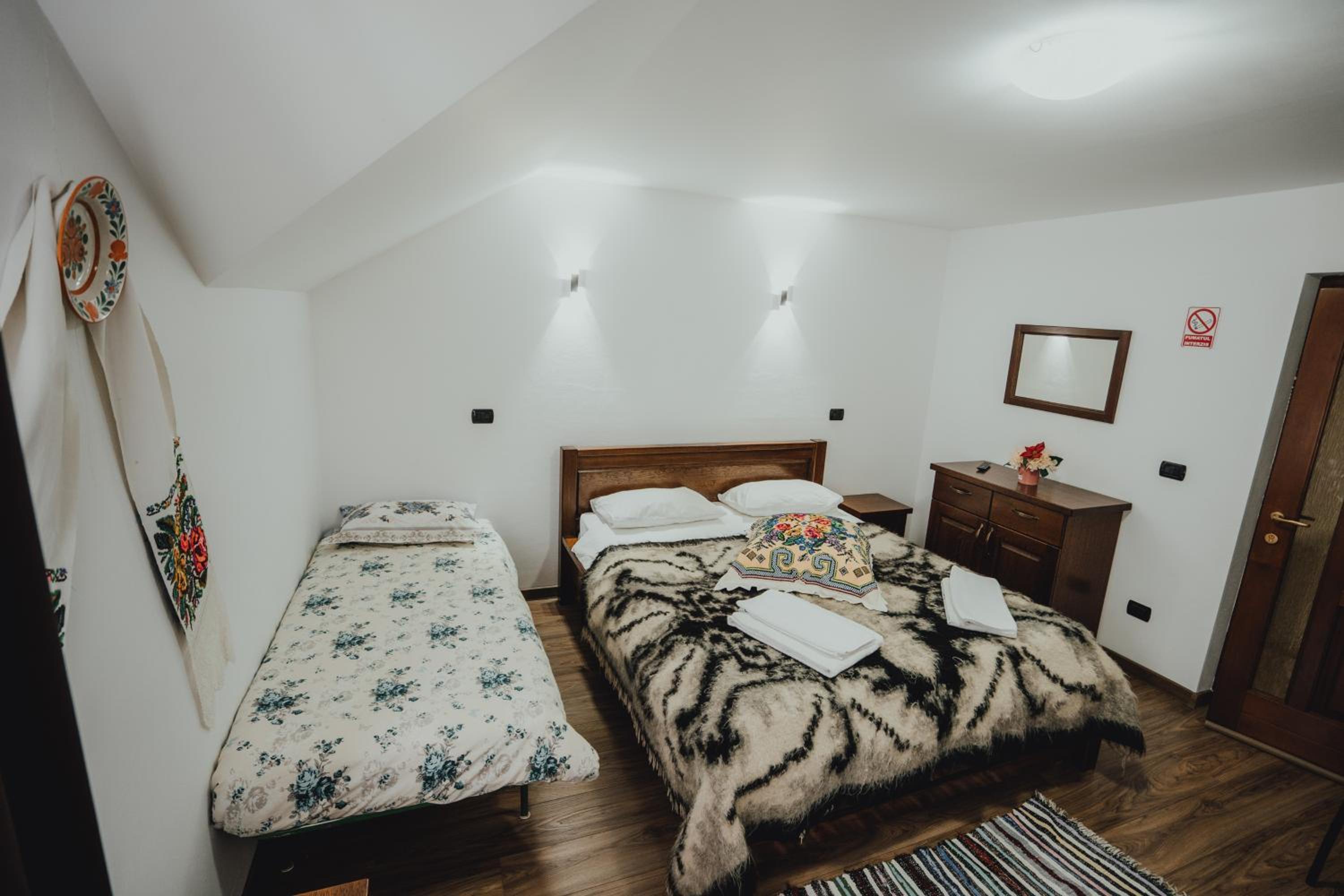 Triple Room with Bathroom photo 1