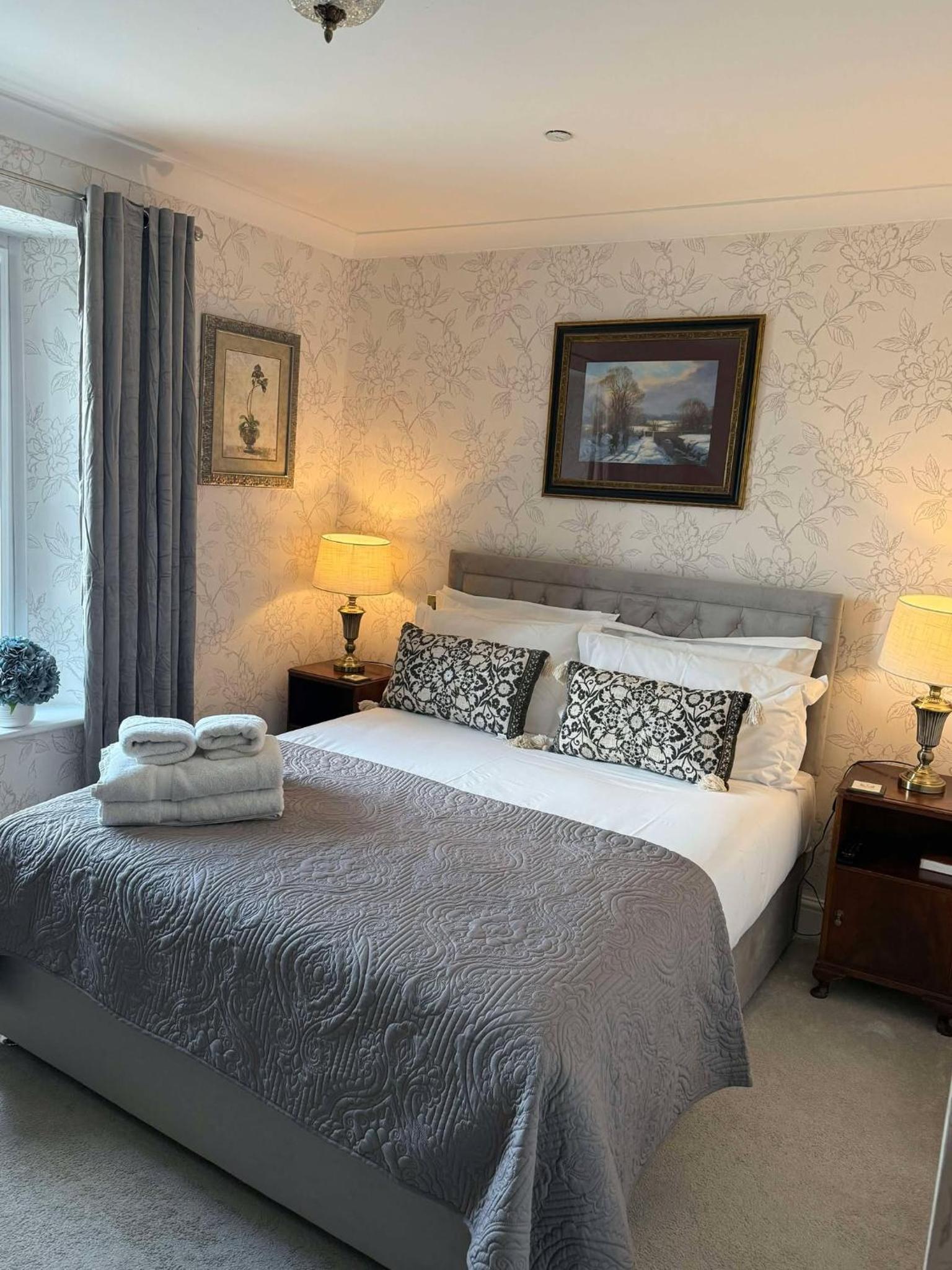 Deluxe Queen Room photo 2