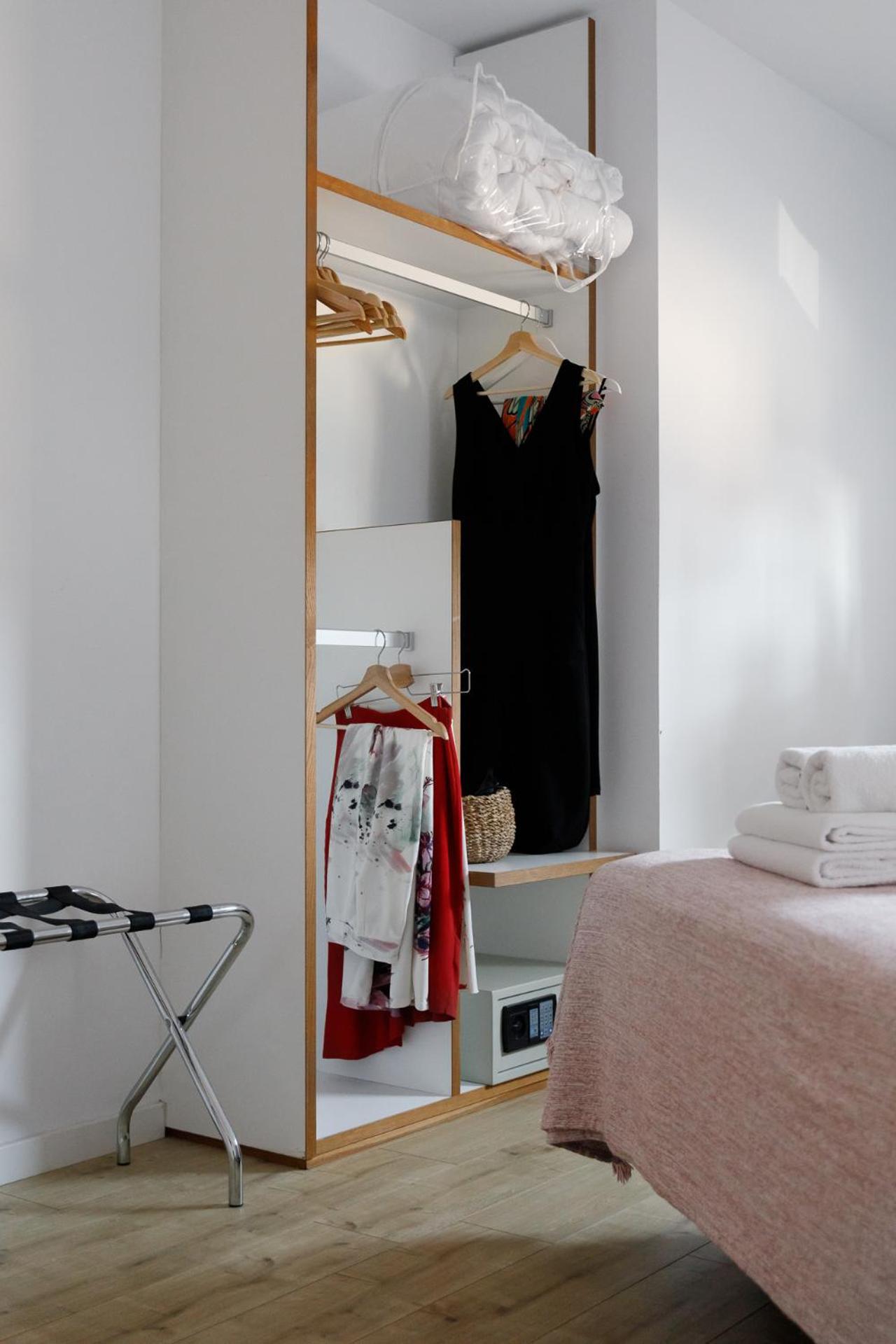 Double Room - Photo 2